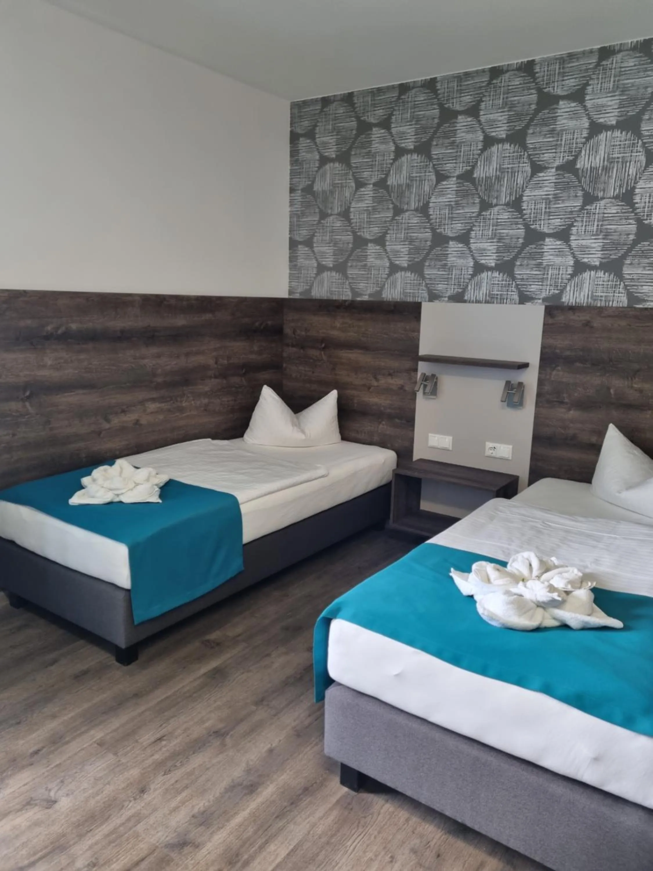 Photo of the whole room, Bed in Hotel im Kaiserpark