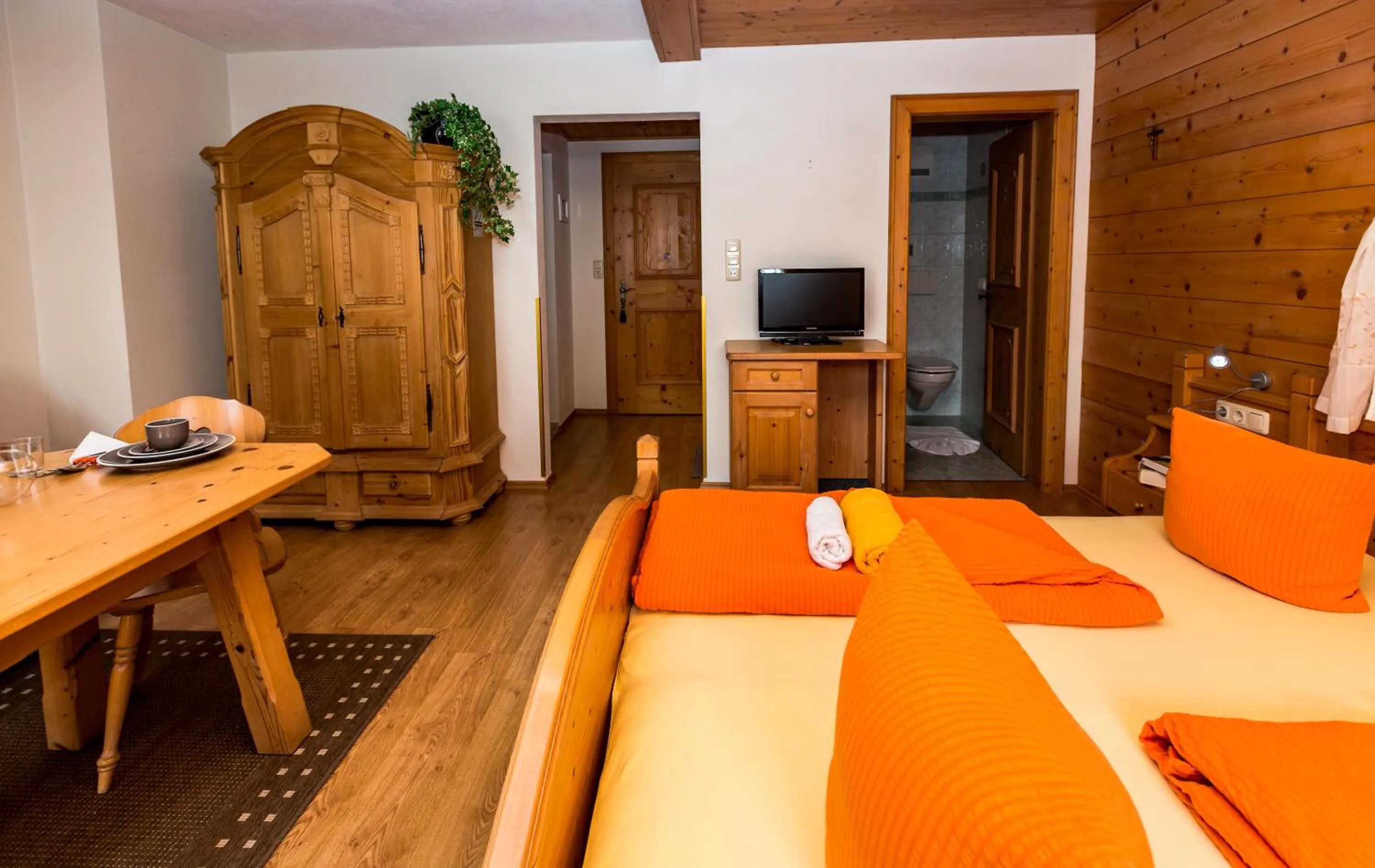 Bedroom, Bed in Haus Alpenblick