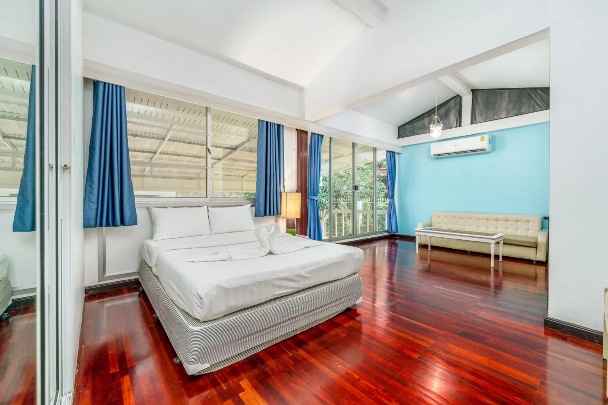 Bed in Villa Navin Premiere Pool Villa