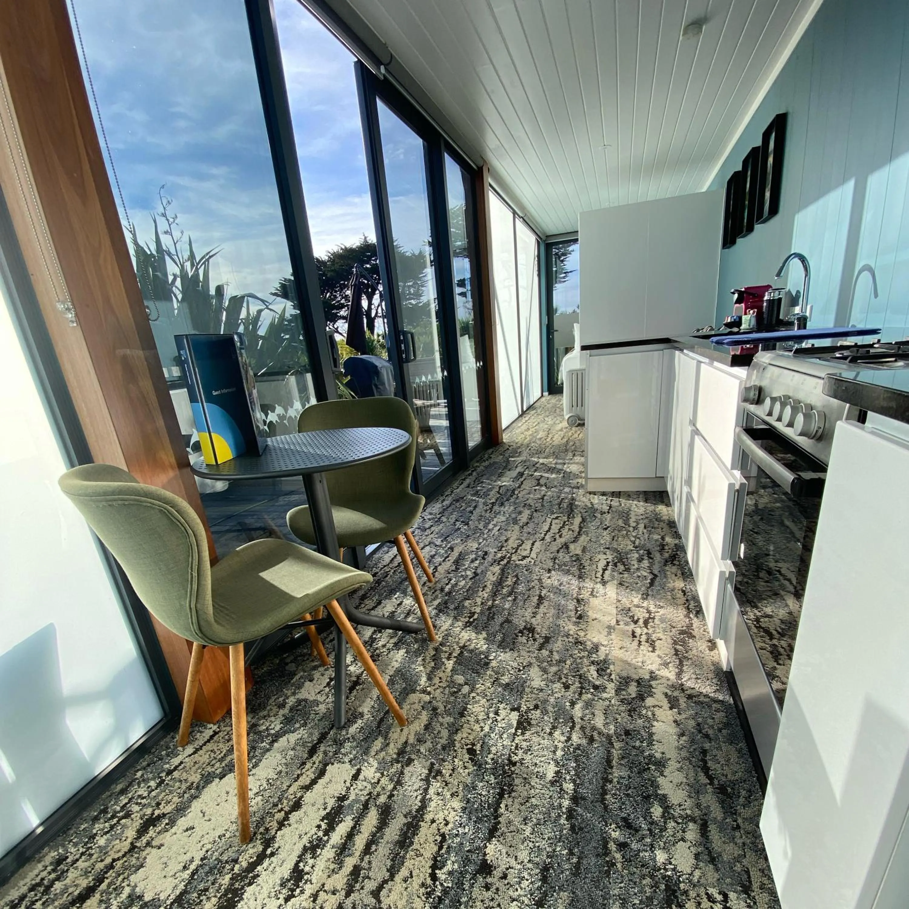 Kitchen or kitchenette in Ross Beach TOP10 Holiday Park