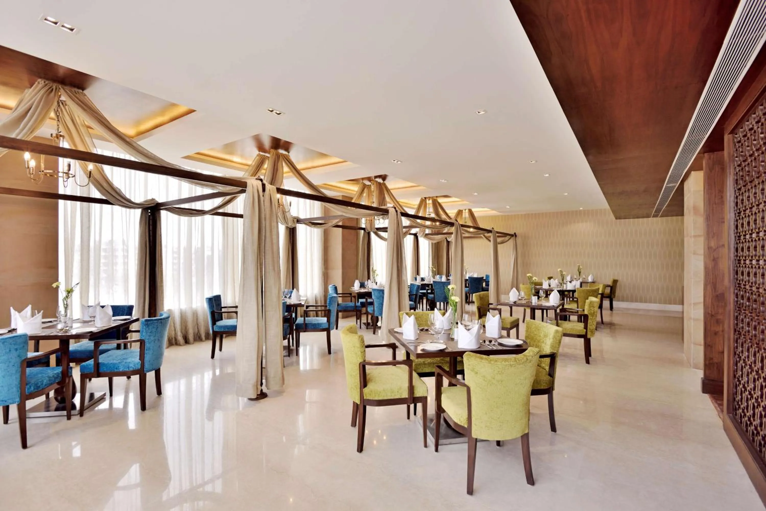 Restaurant/places to eat in Country Inn & Suites by Radisson Kota