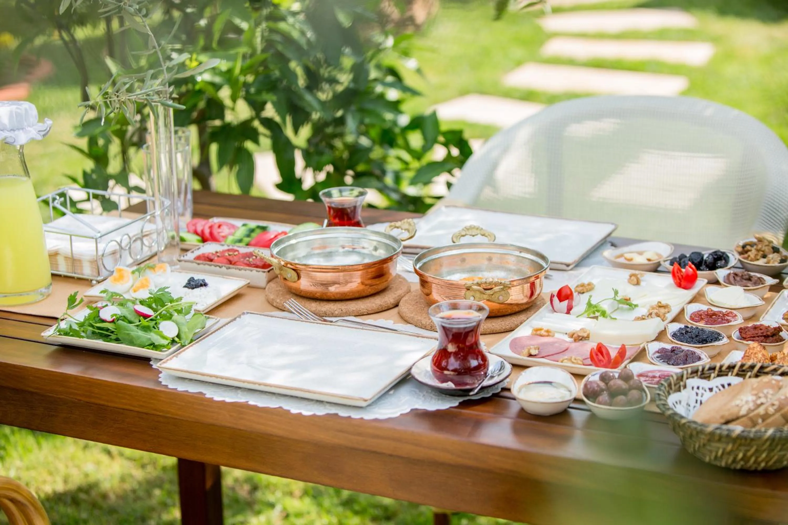 Breakfast in Cunda Özerbey Konağı