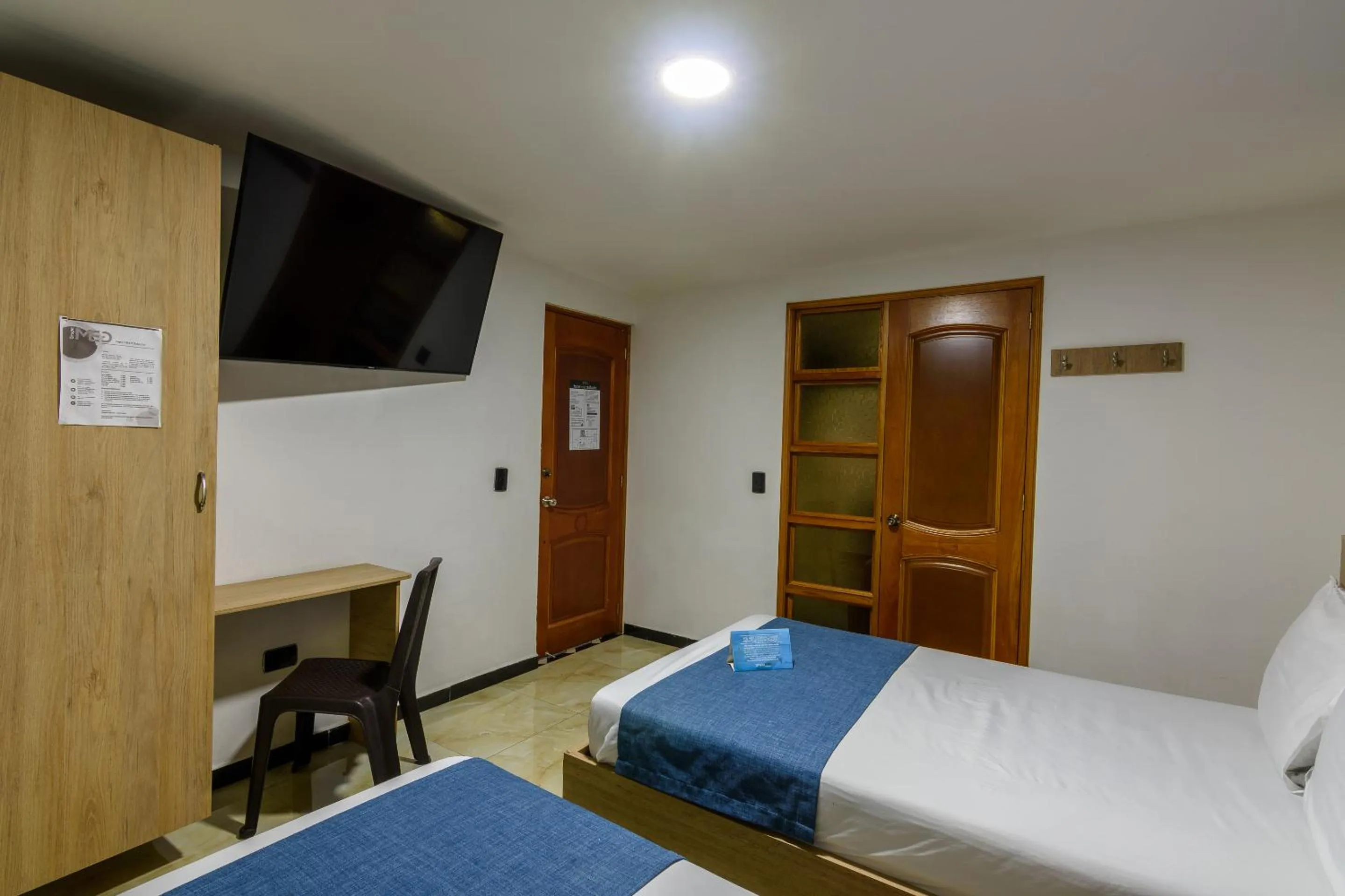 Photo of the whole room, Bed in Hotel Med Estadio