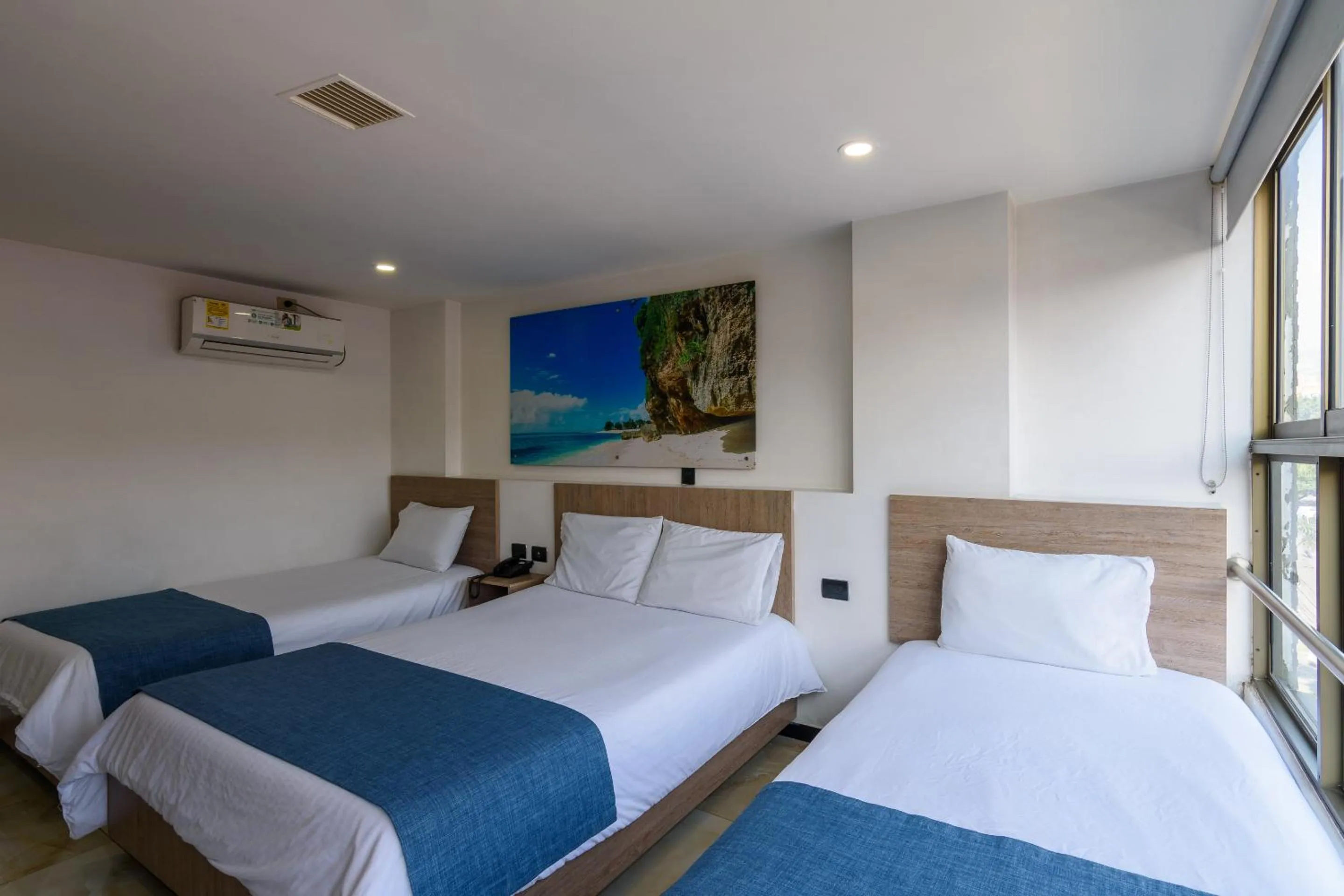 Bedroom, Bed in Hotel Med Estadio