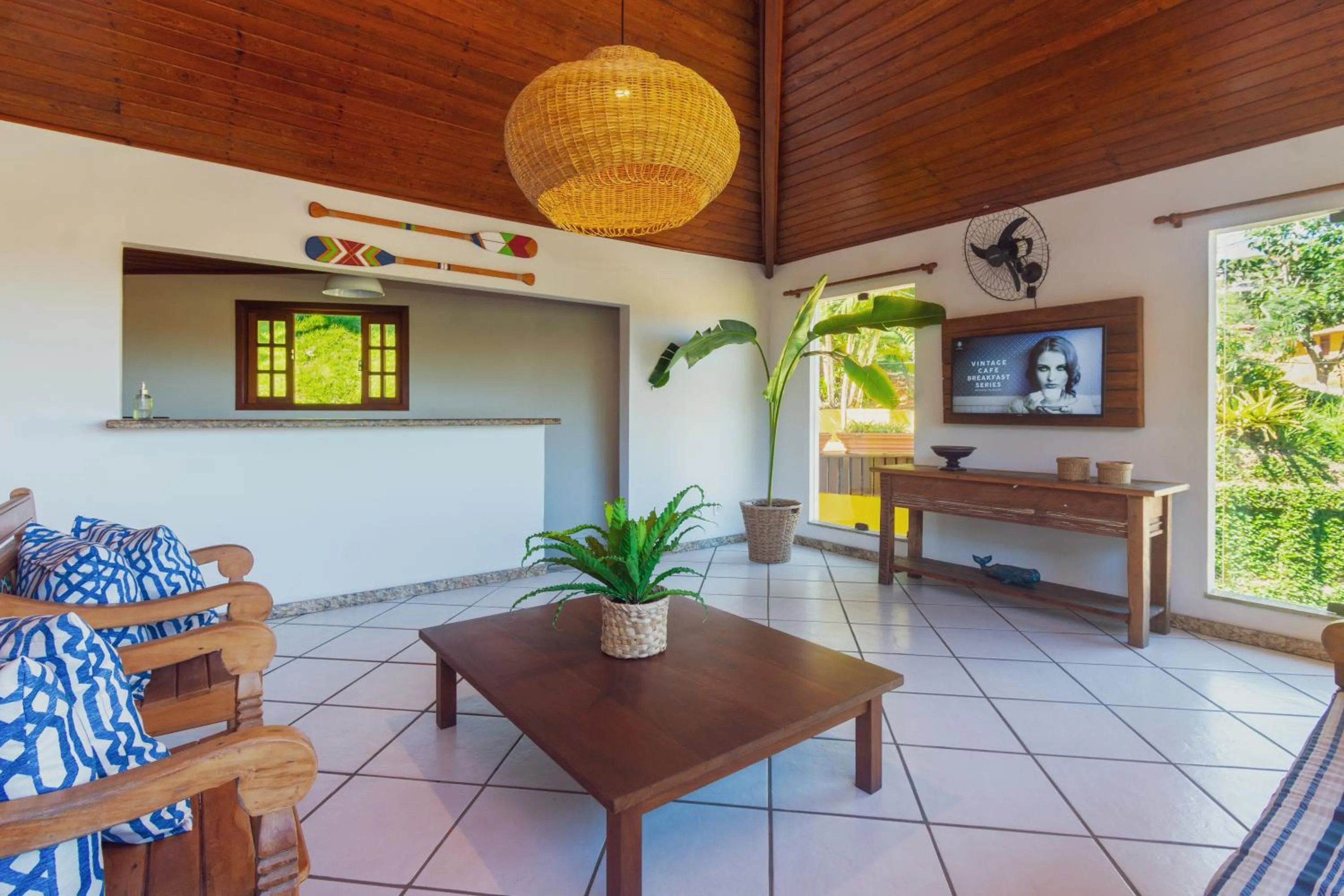 Communal lounge/ TV room in Côte D`azur Buzios