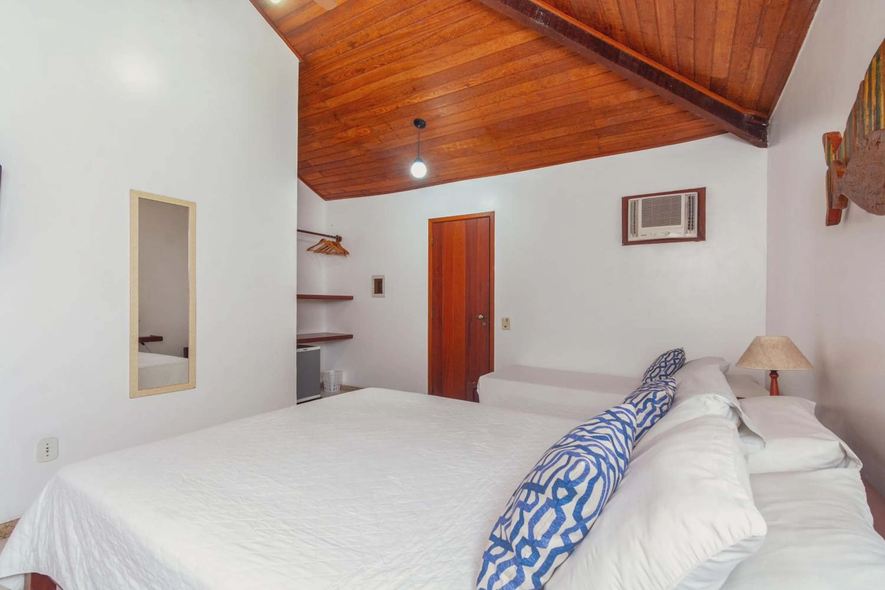 Bed in Côte D`azur Buzios