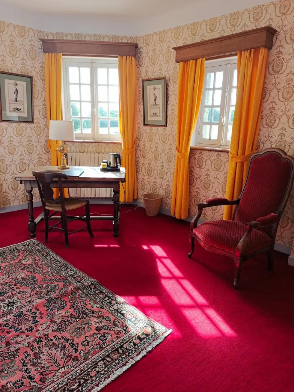 Photo of the whole room in Manoir Du Stang