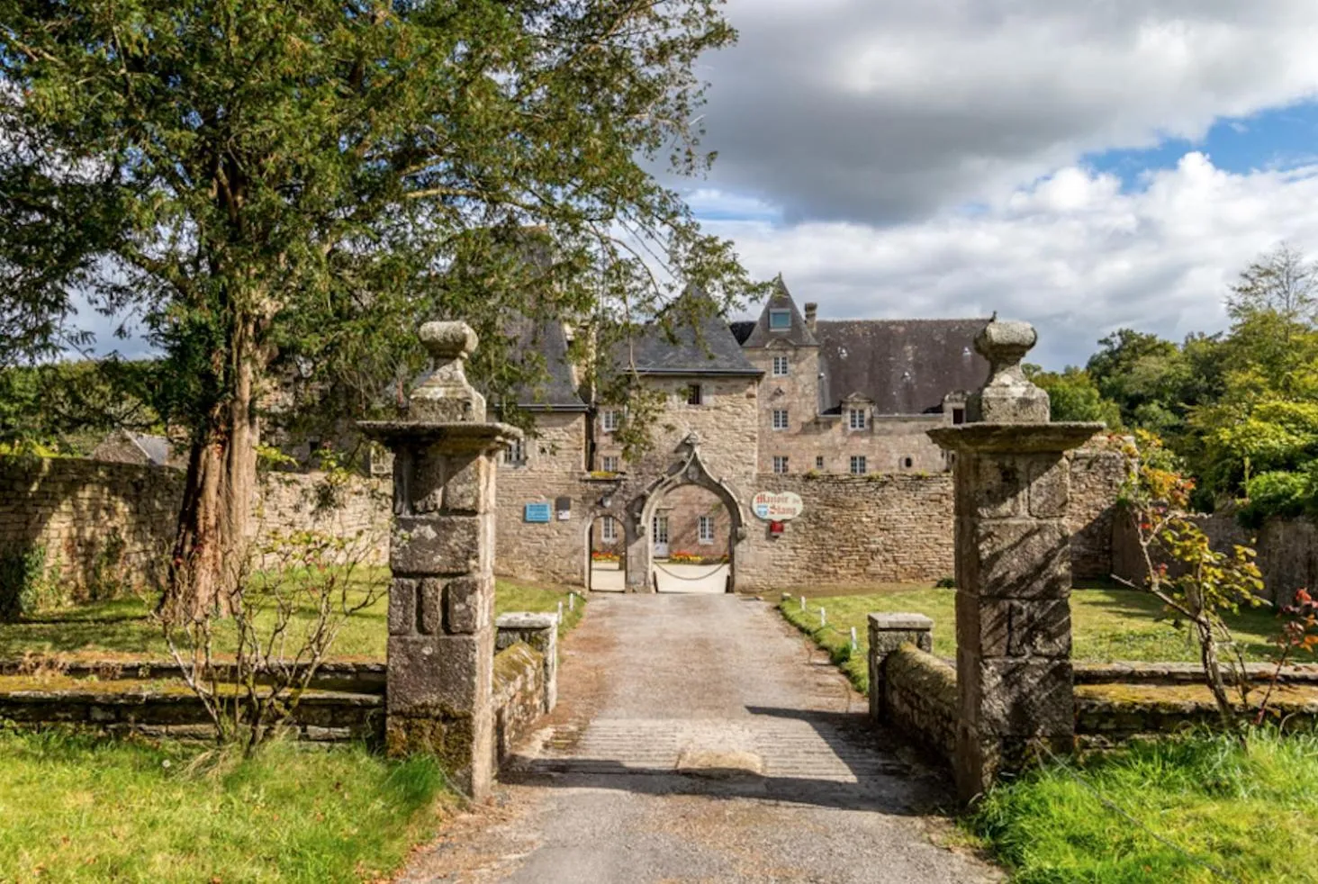 Facade/entrance in Manoir Du Stang