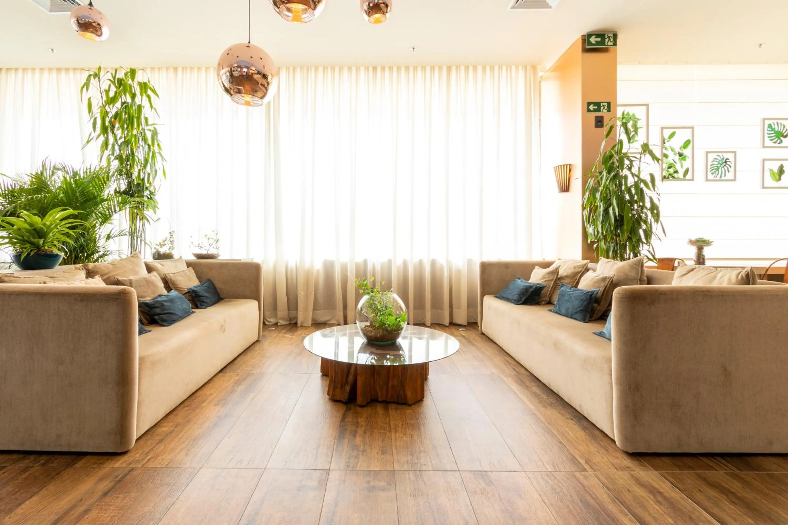 Lobby or reception in ibis Styles Curitiba Aeroporto