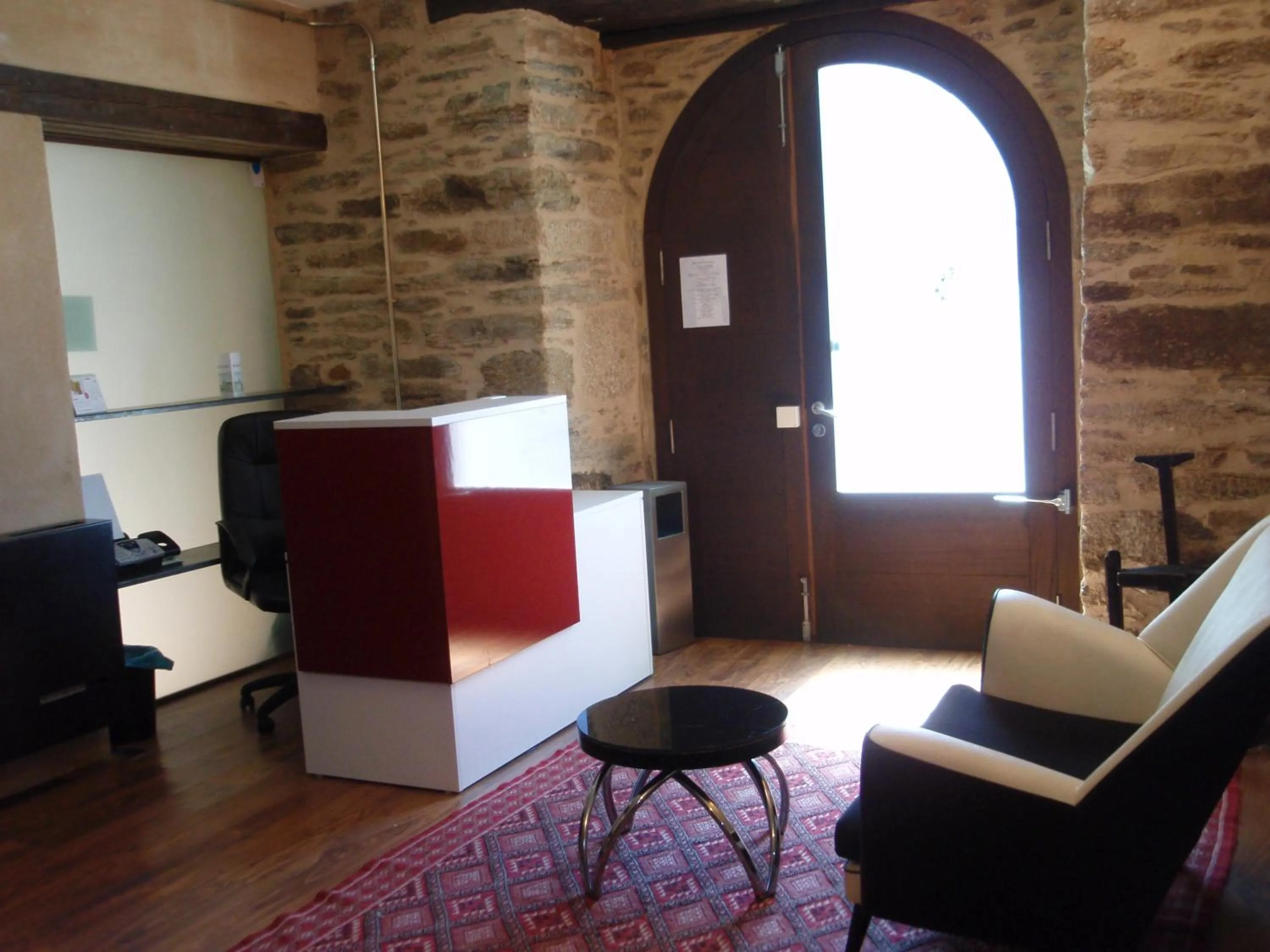 Lobby or reception in Posada Real de Las Misas