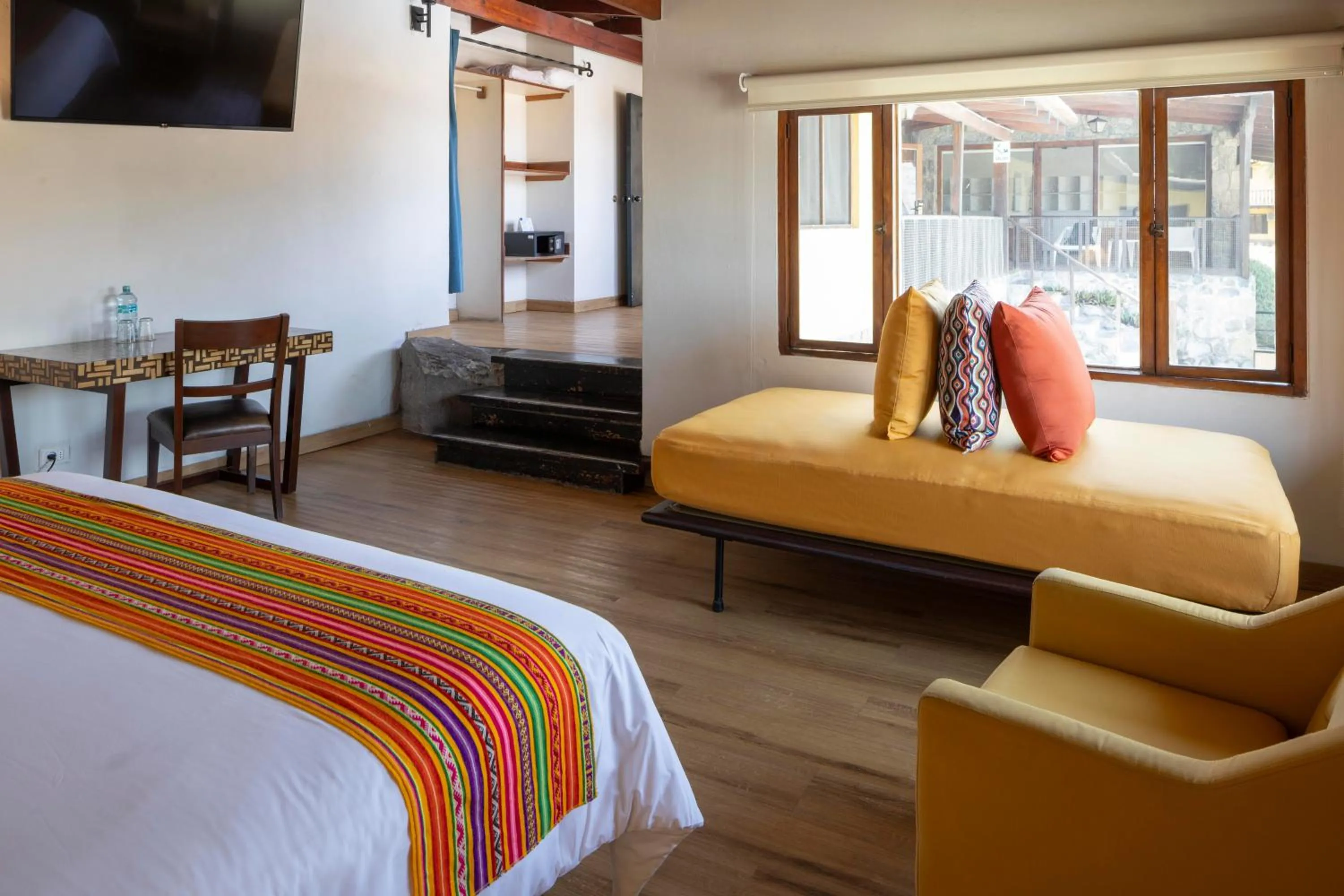 Bed in Decameron El Pueblo