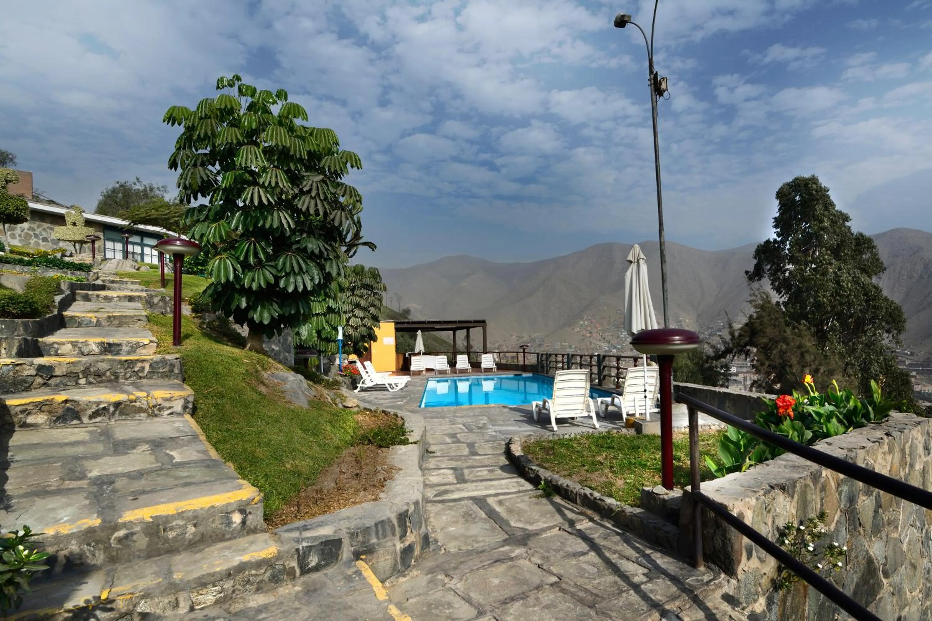 Property building in Decameron El Pueblo