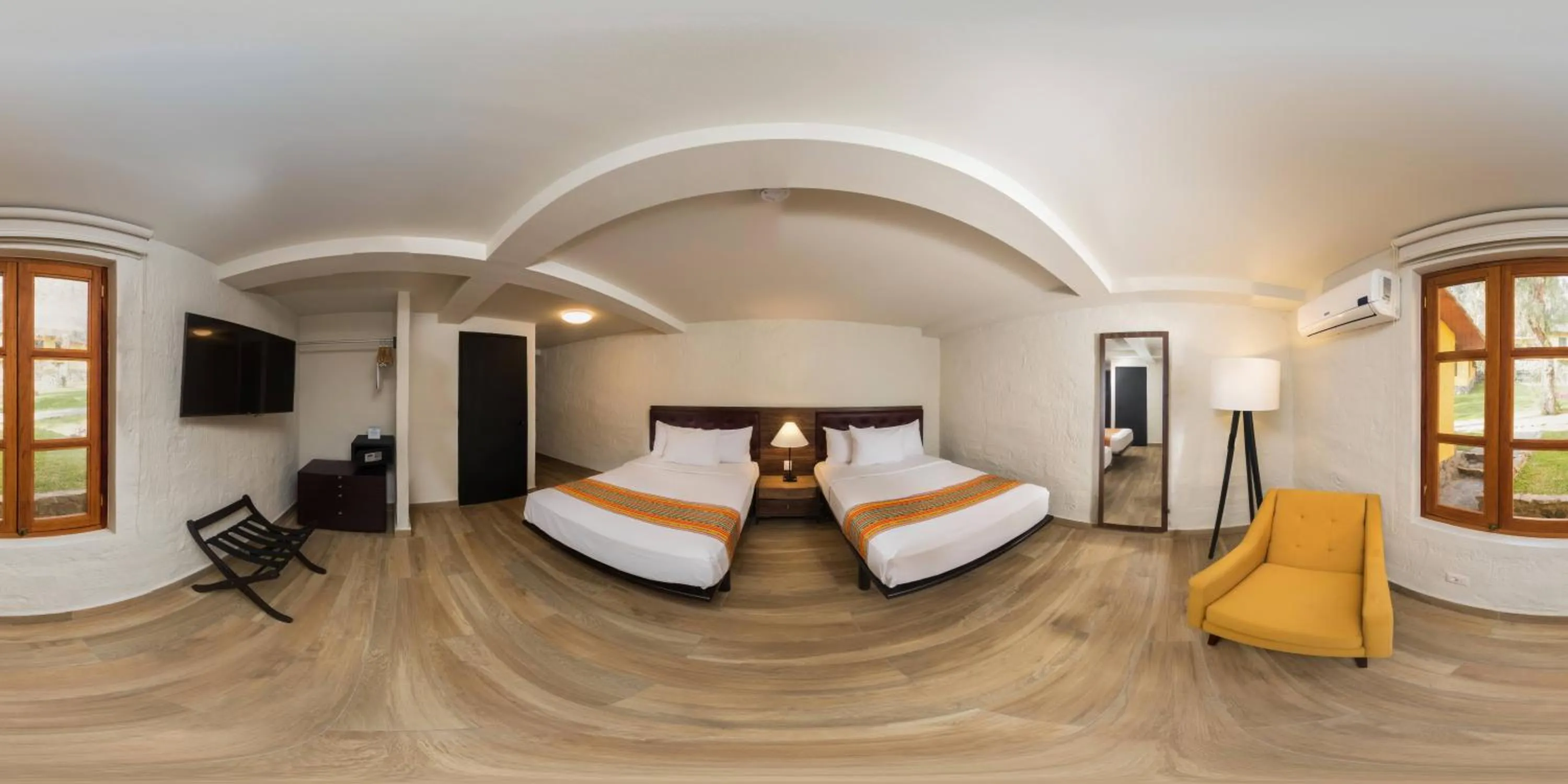 Bed in Decameron El Pueblo