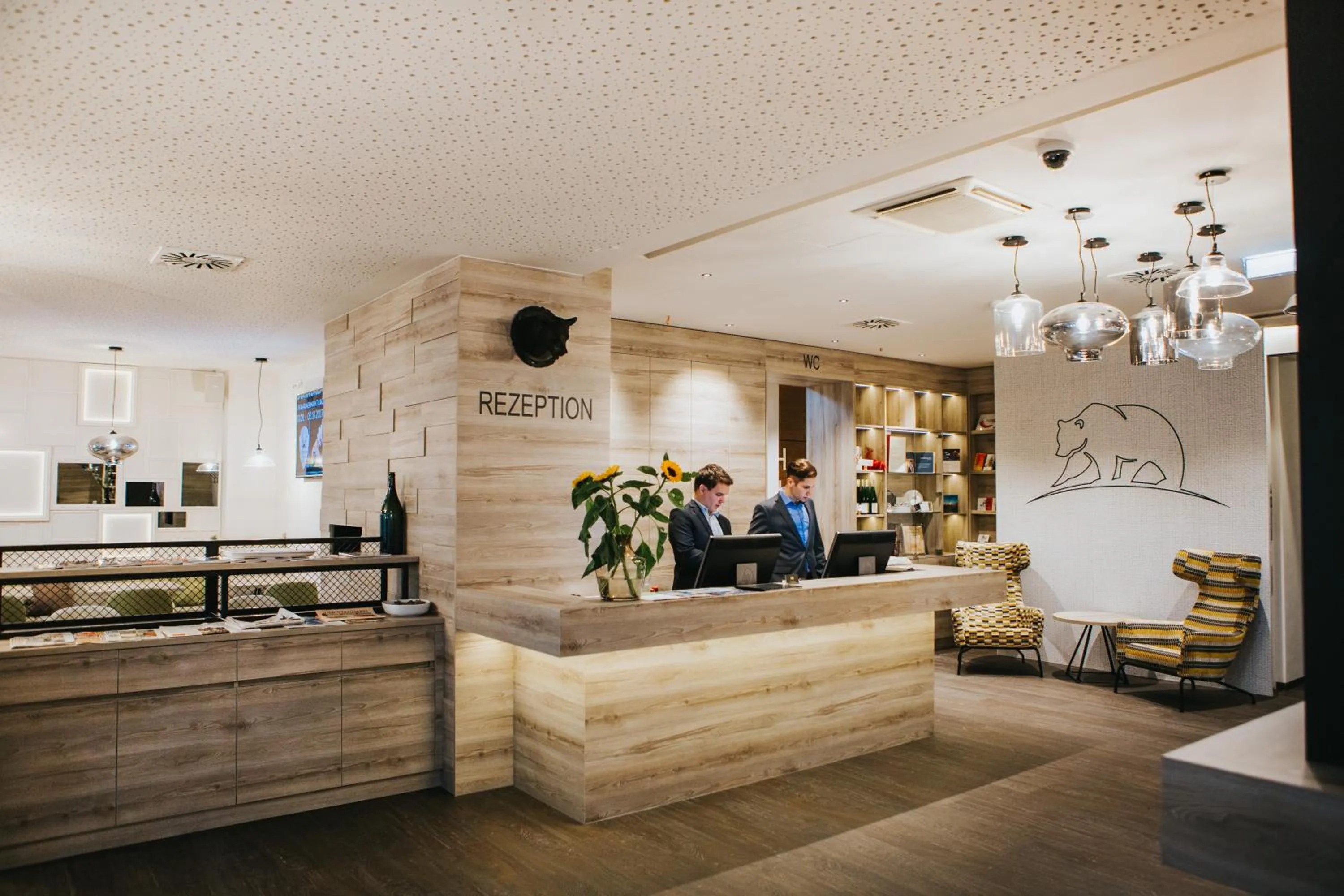 Lobby or reception in Hotel Schwarzer Bär