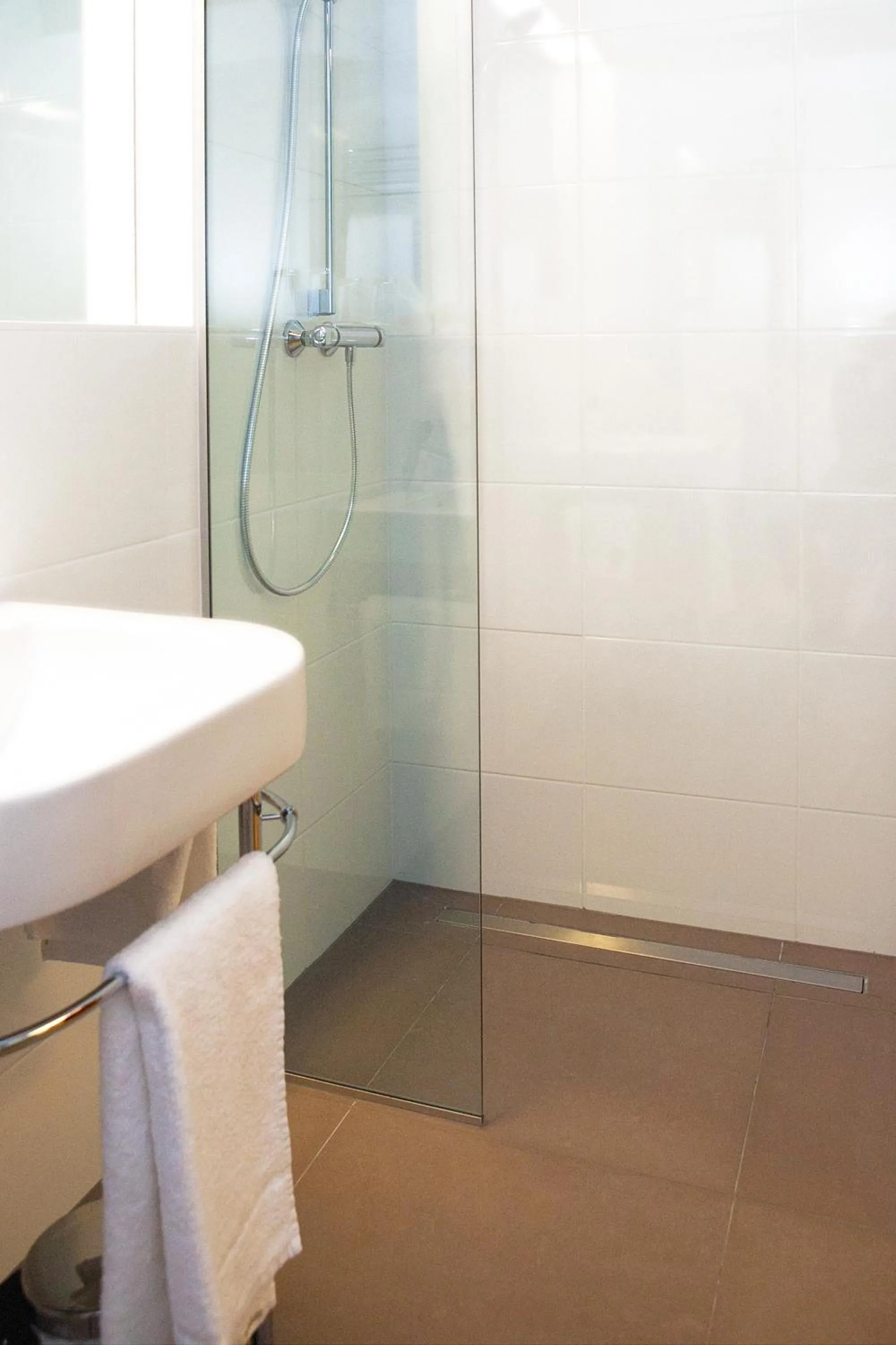 Bathroom in Hotel Schwarzer Bär