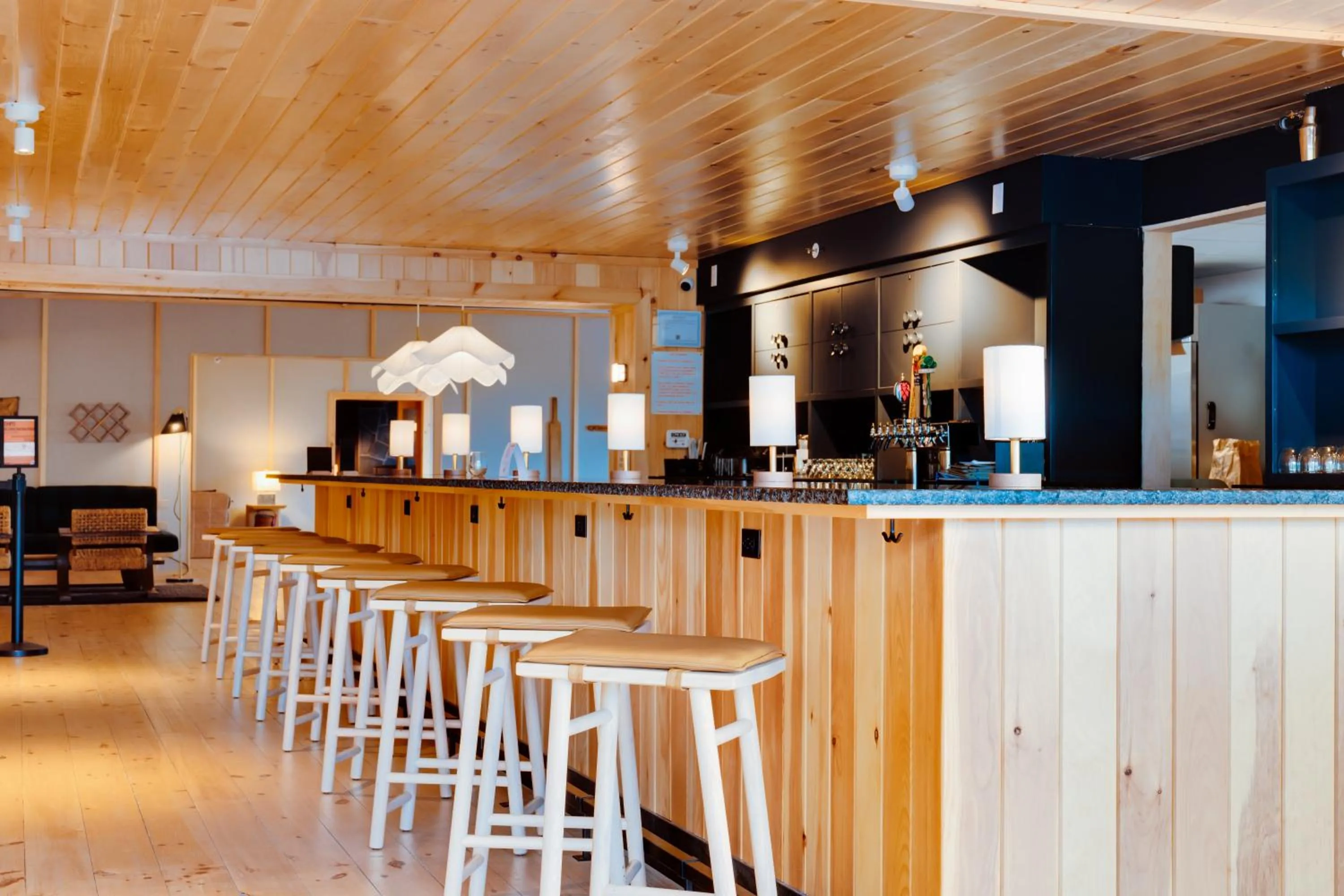 Restaurant/places to eat in Bluebird Lake Placid