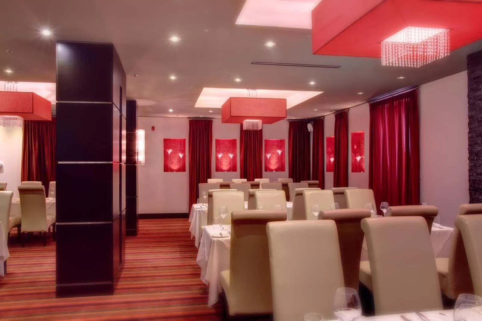 Banquet/Function facilities in Sterling Inn & Spa