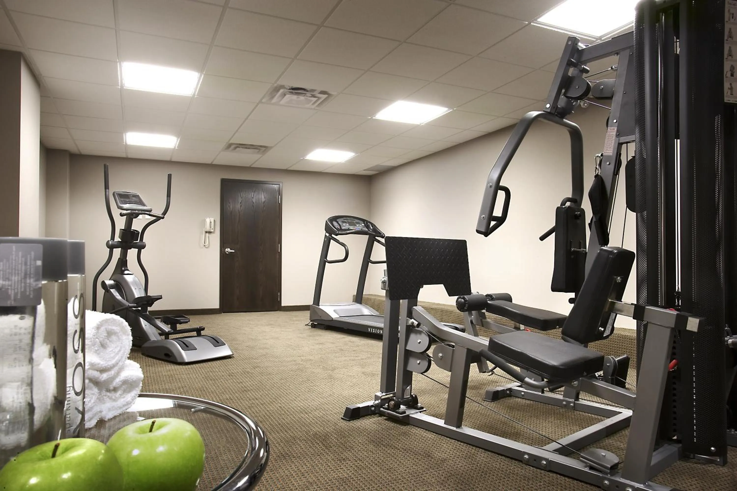 Fitness centre/facilities in Sterling Inn & Spa