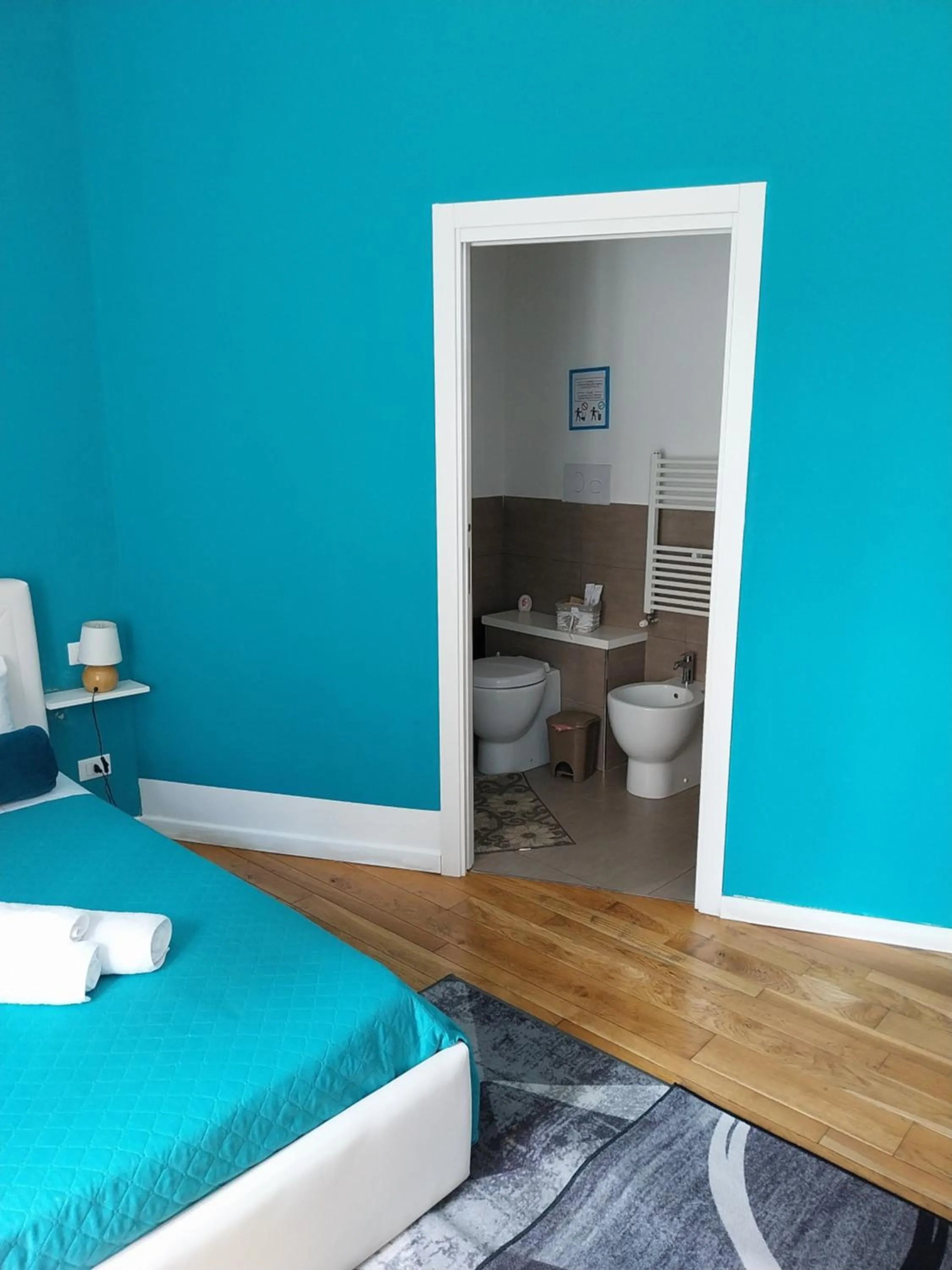 Photo of the whole room, Bed in 315 Via Roma Rooms centro