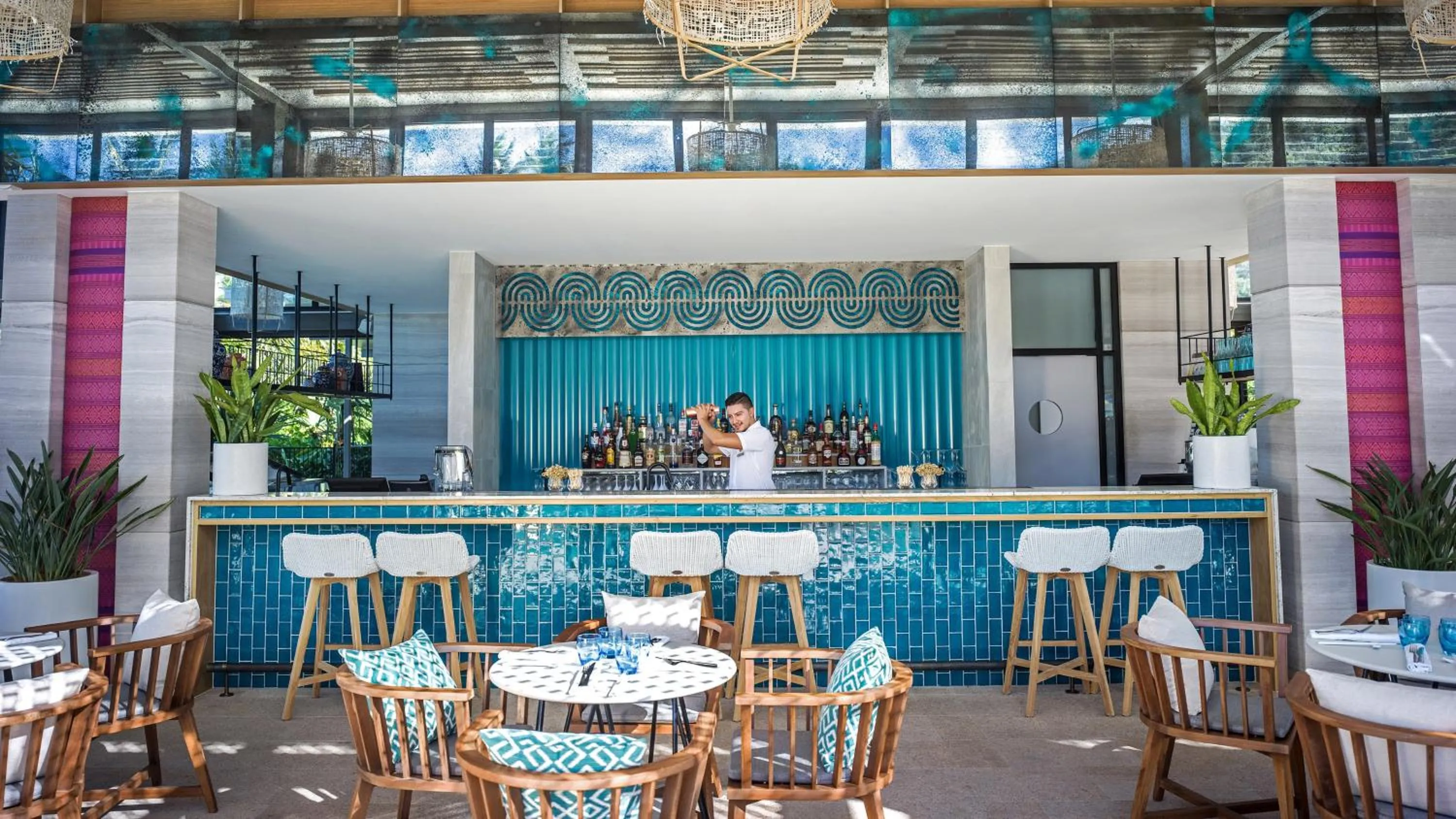 Restaurant/places to eat in InterContinental Hayman Great Barrier Reef