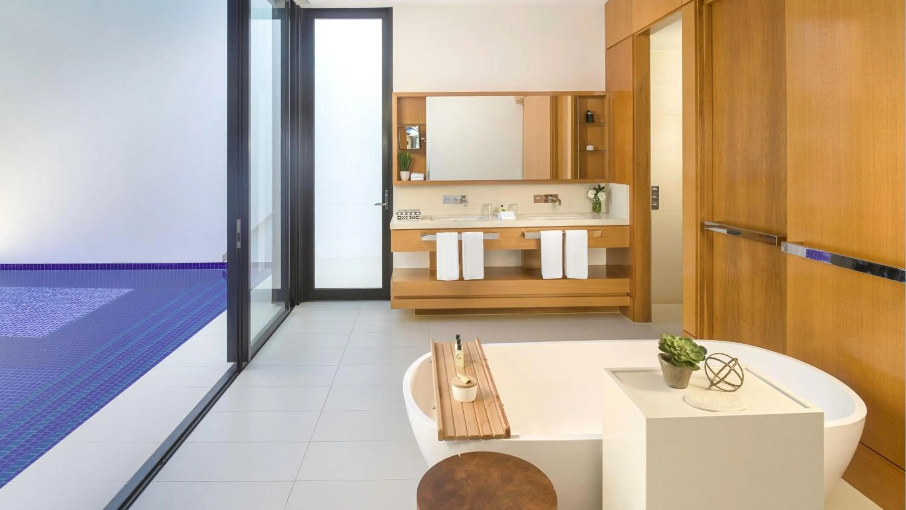 Bathroom in InterContinental Hayman Great Barrier Reef