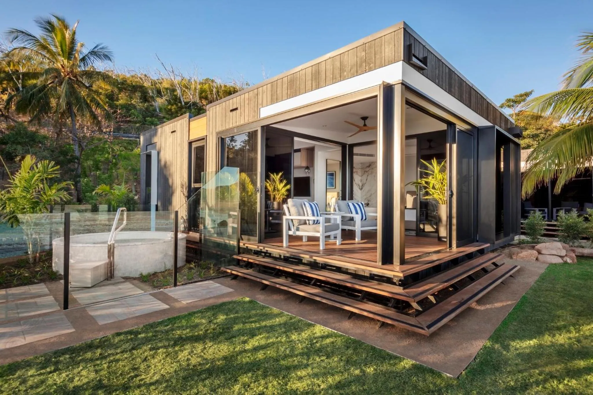 Photo of the whole room in InterContinental Hayman Great Barrier Reef