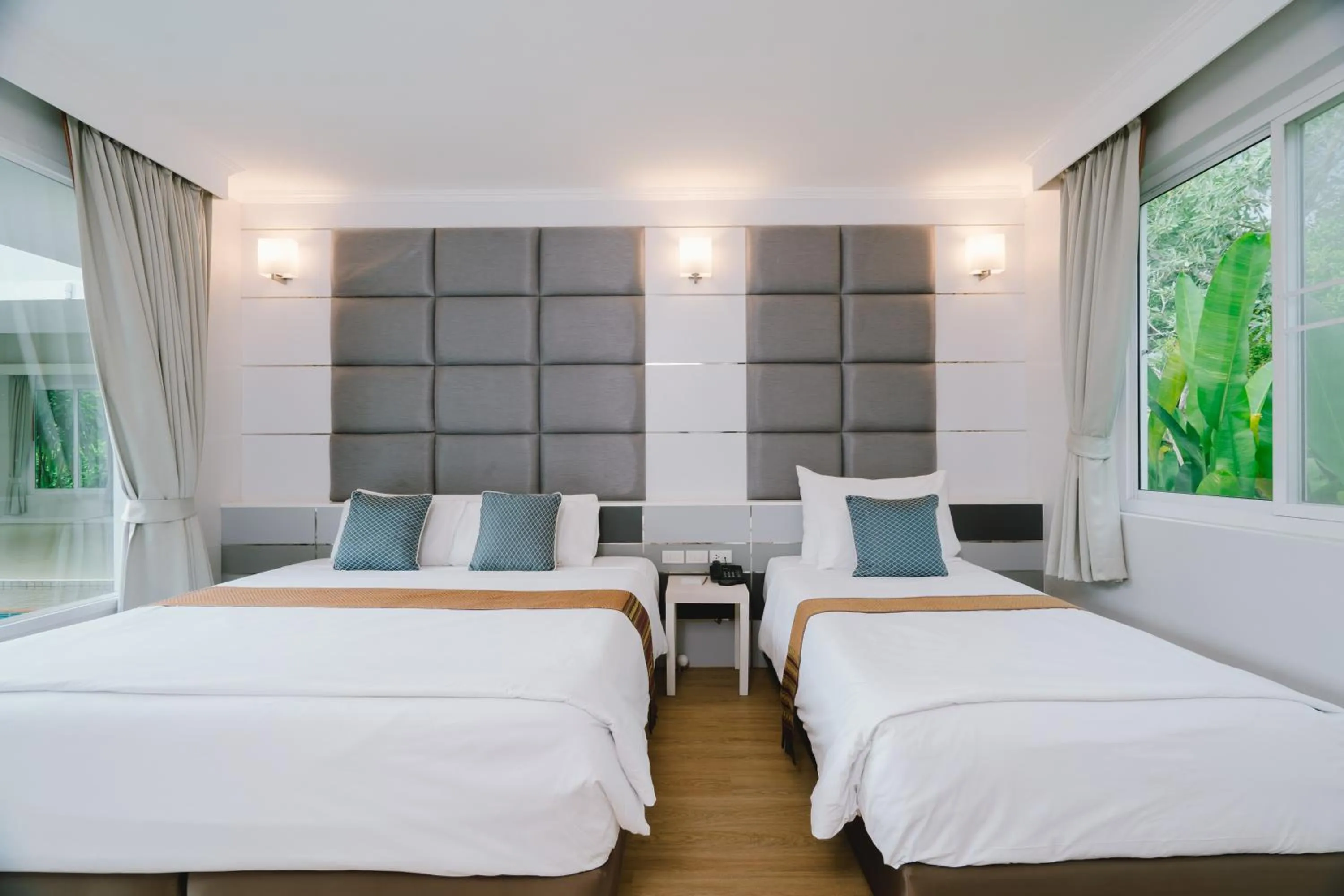 Bed in Bor Saen Pool Villa