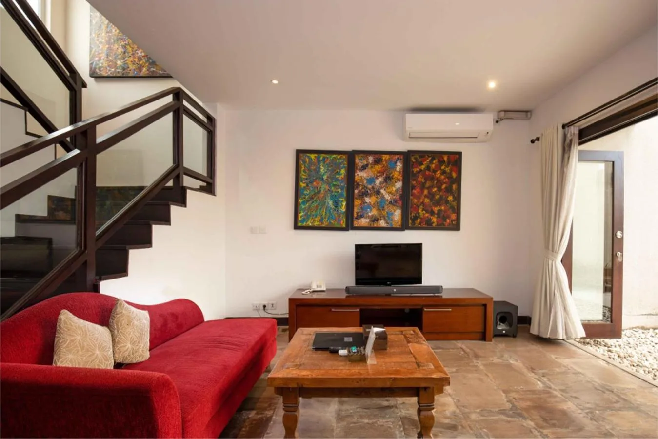 Communal lounge/ TV room in Danoya Private Luxury Residences