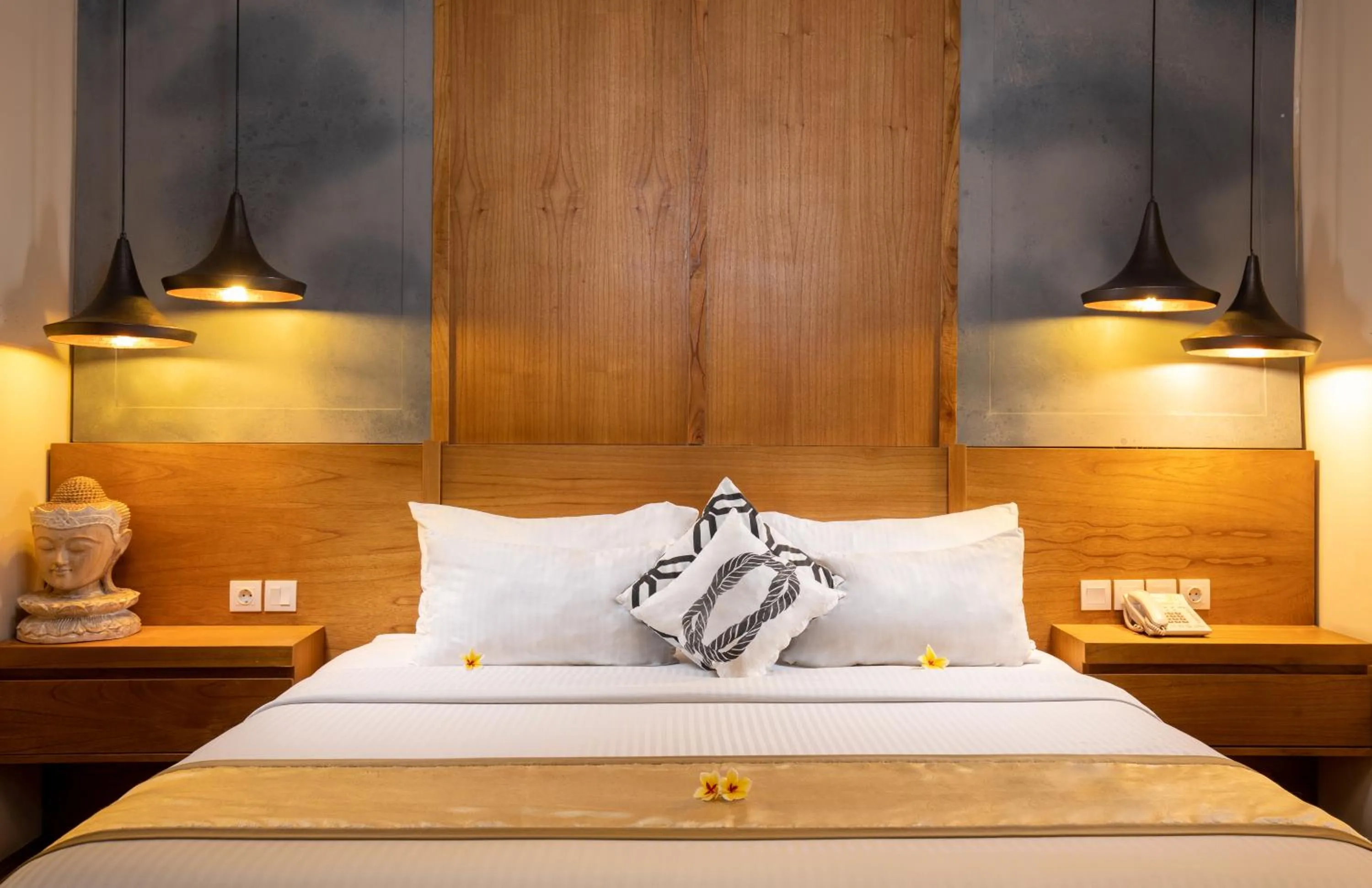Bed in Danoya Private Luxury Residences