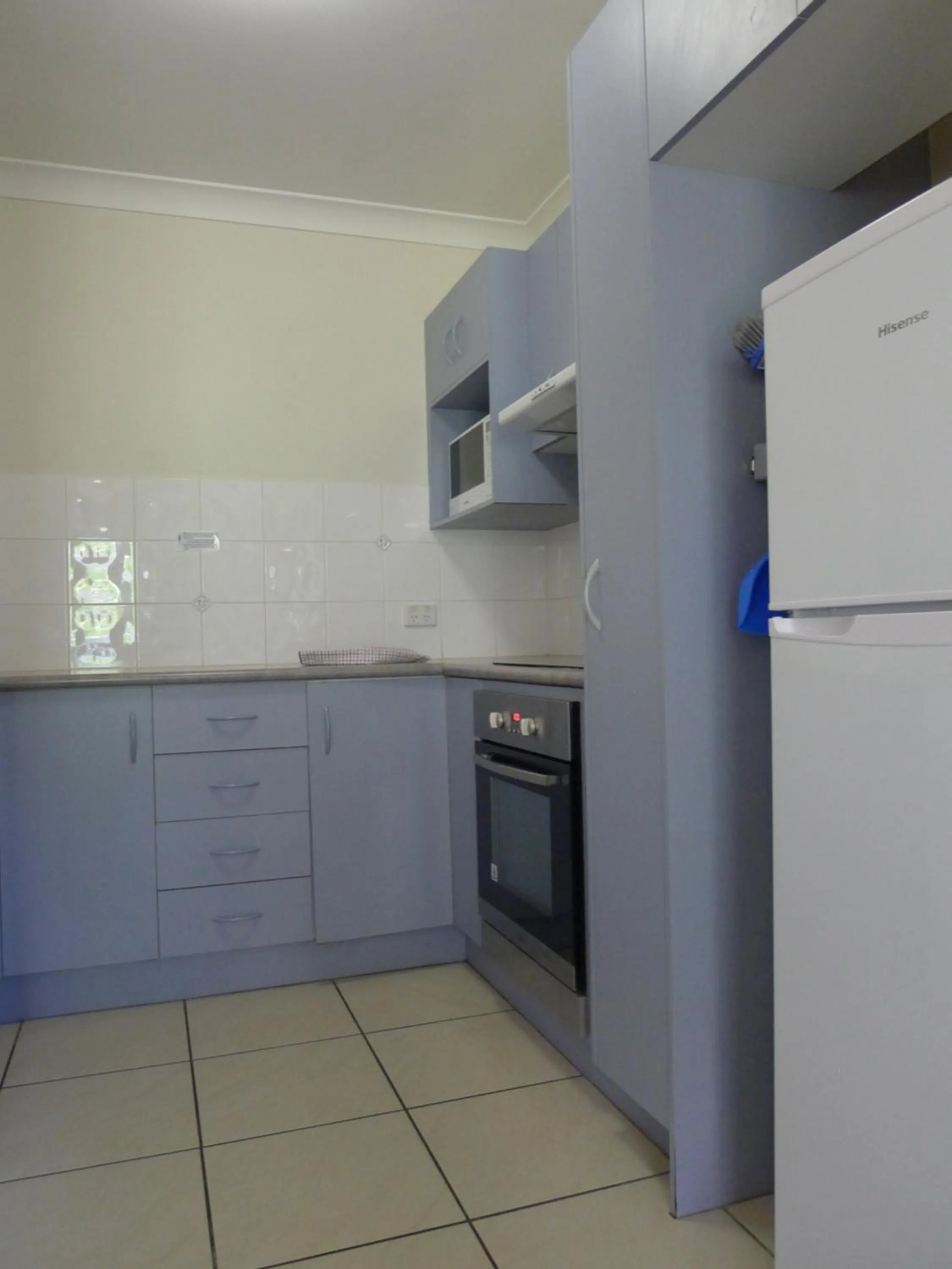 Kitchen or kitchenette in Santana Resort Surfers Paradise