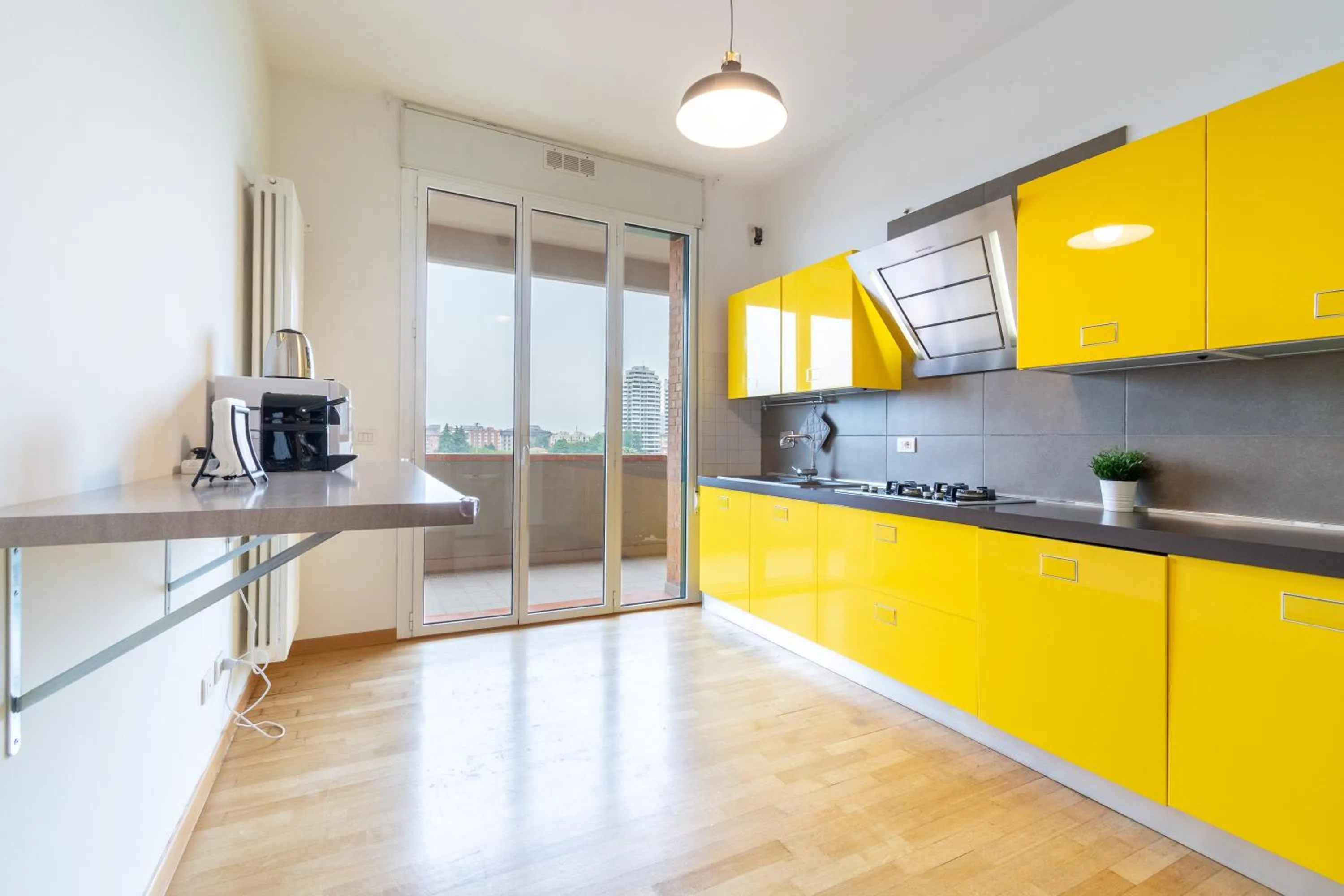 Coffee/tea facilities in 4 Star Family & Friends Apt - Self Check-in