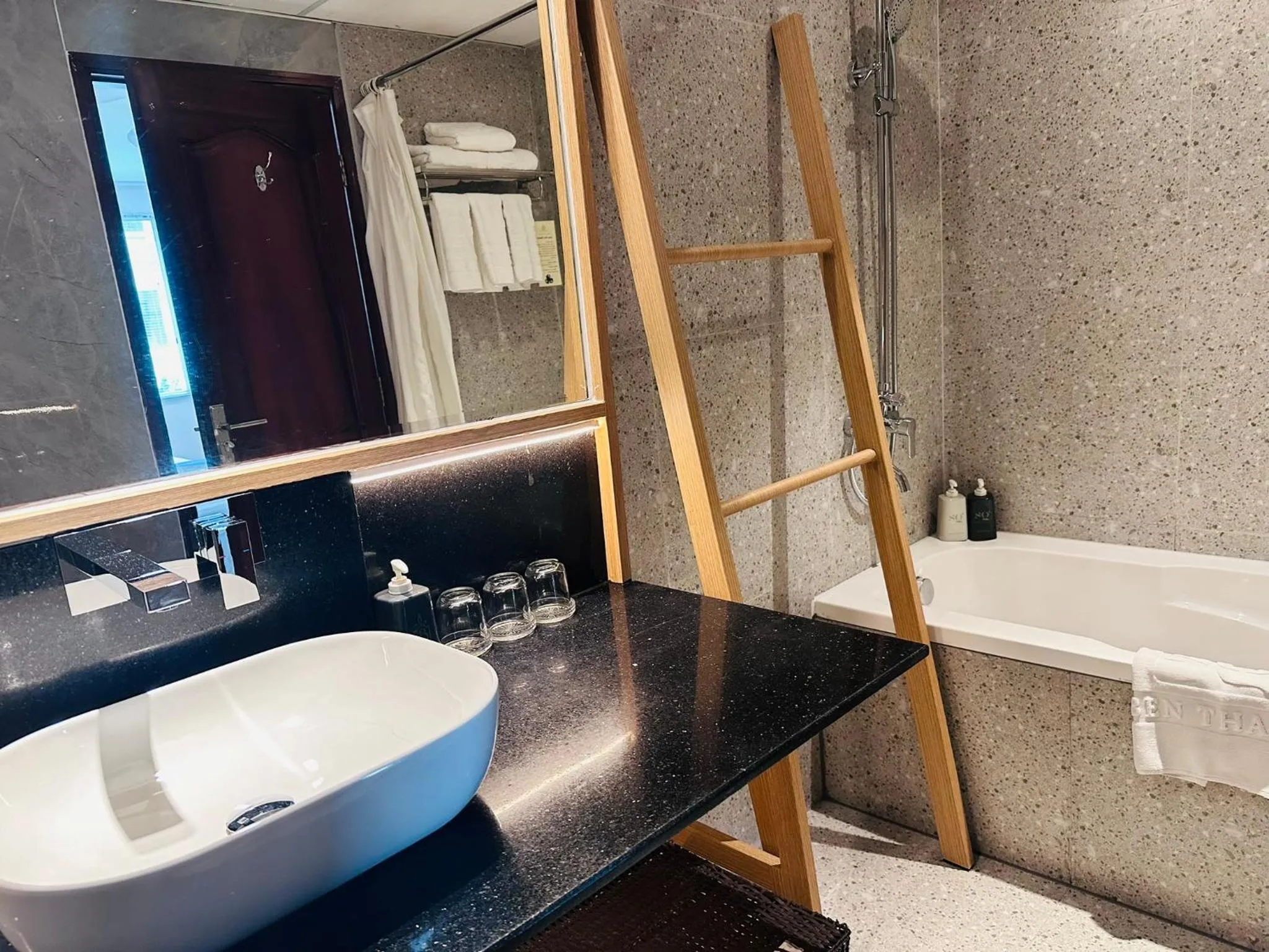 Toilet in Blue Diamond Hotel