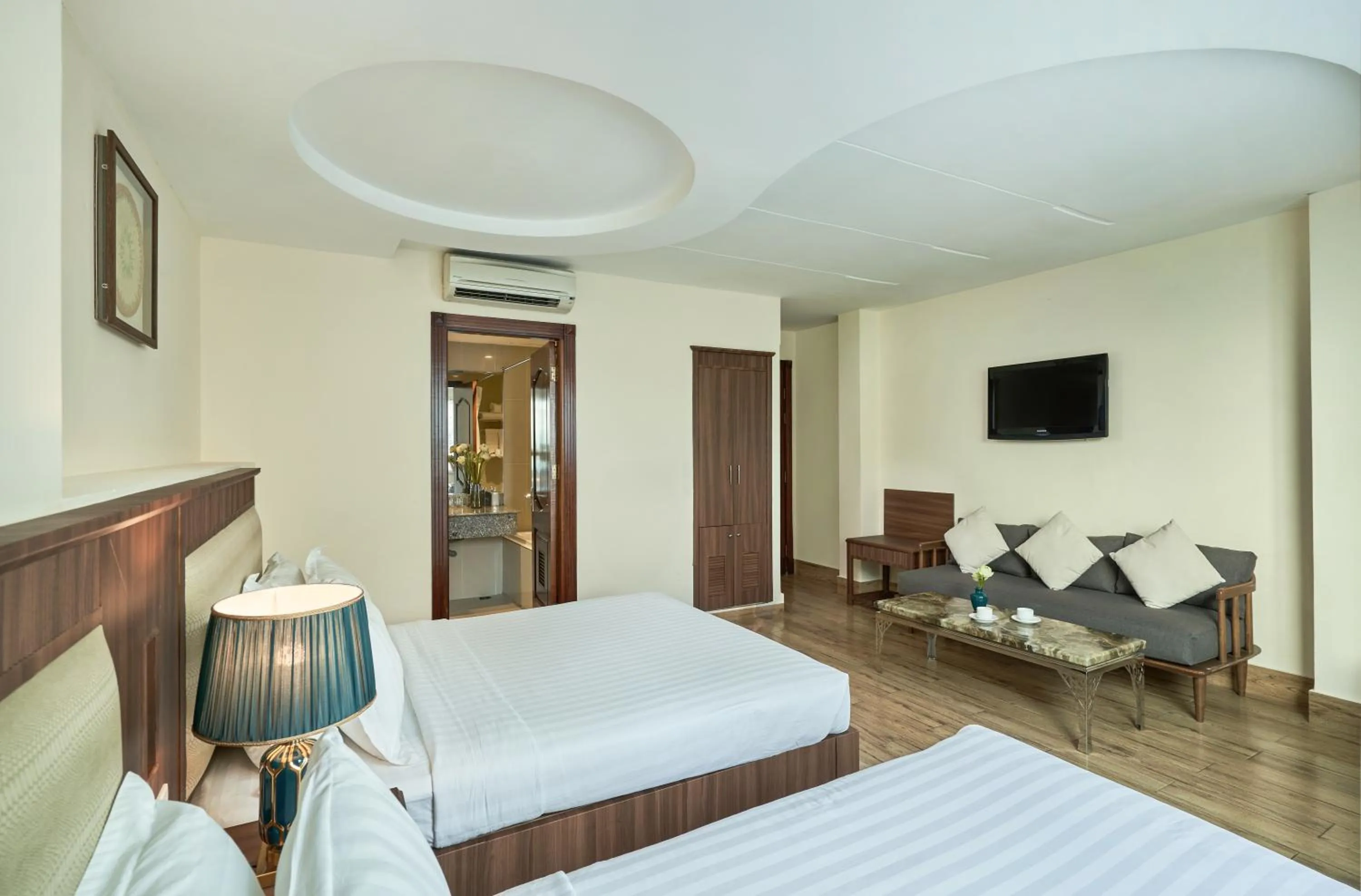 Bed in Blue Diamond Hotel