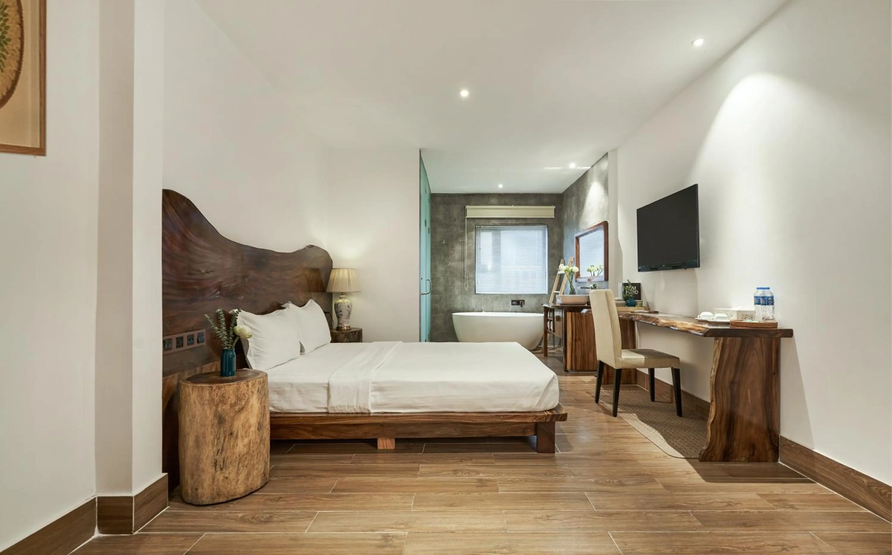 Bedroom, Bed in Blue Diamond Hotel