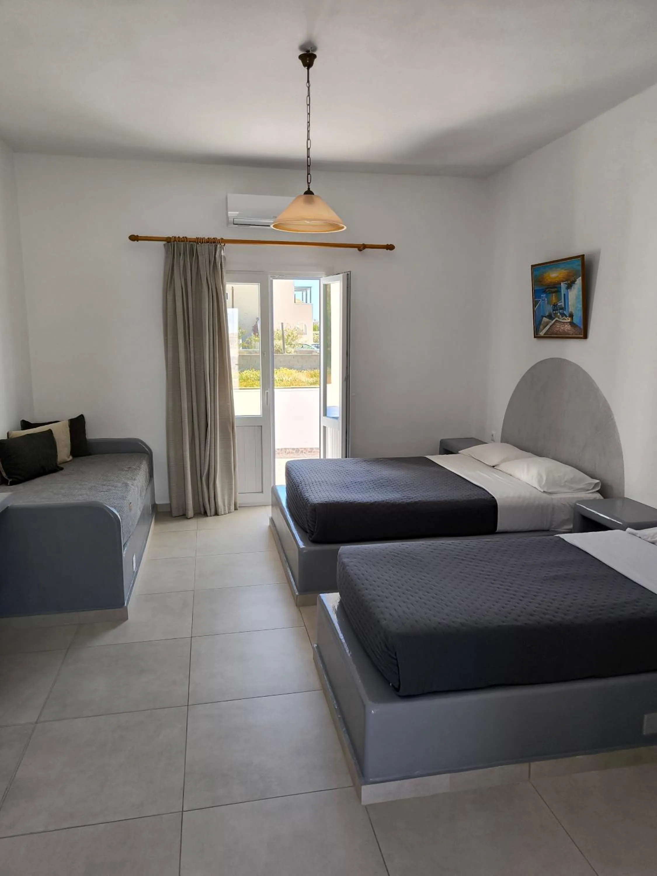 Bedroom, Bed in Mary Rooms