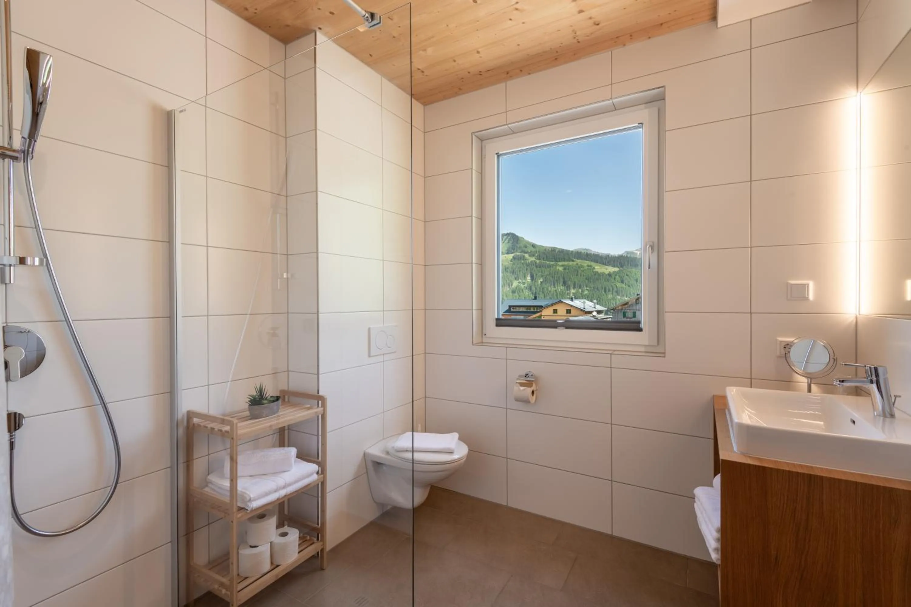 Shower in Rössle Appartements und Sport Rössle Skiverleih & Sportgeschäft