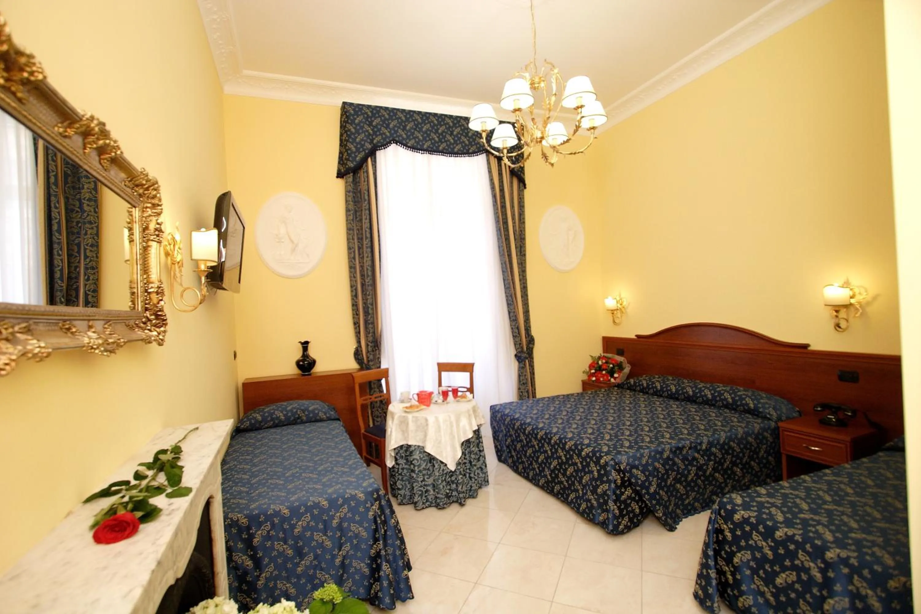 Photo of the whole room, Bed in Caroline Suite