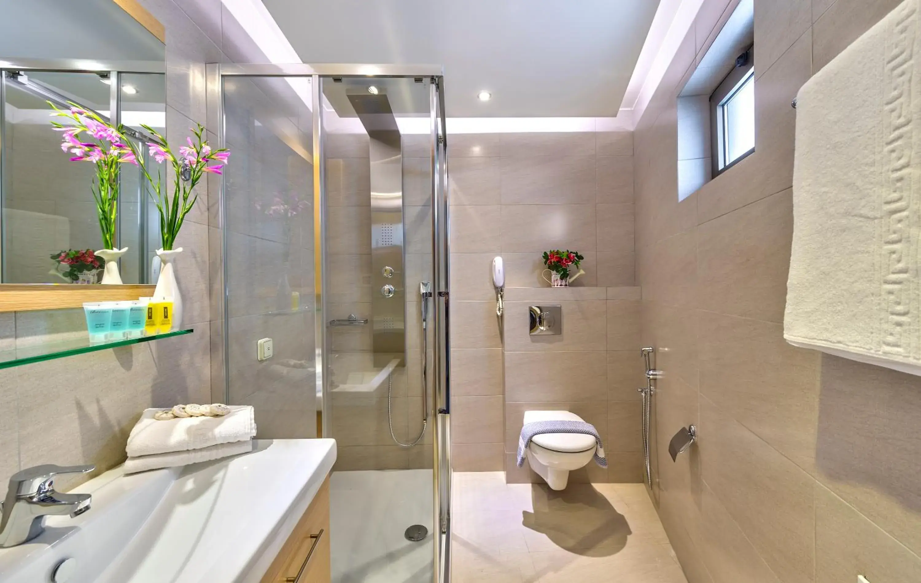 Studio (2 Adults) in Leonidas Hotel & Apartments Studio (2 Adults) in Leonidas Hotel & Apartments