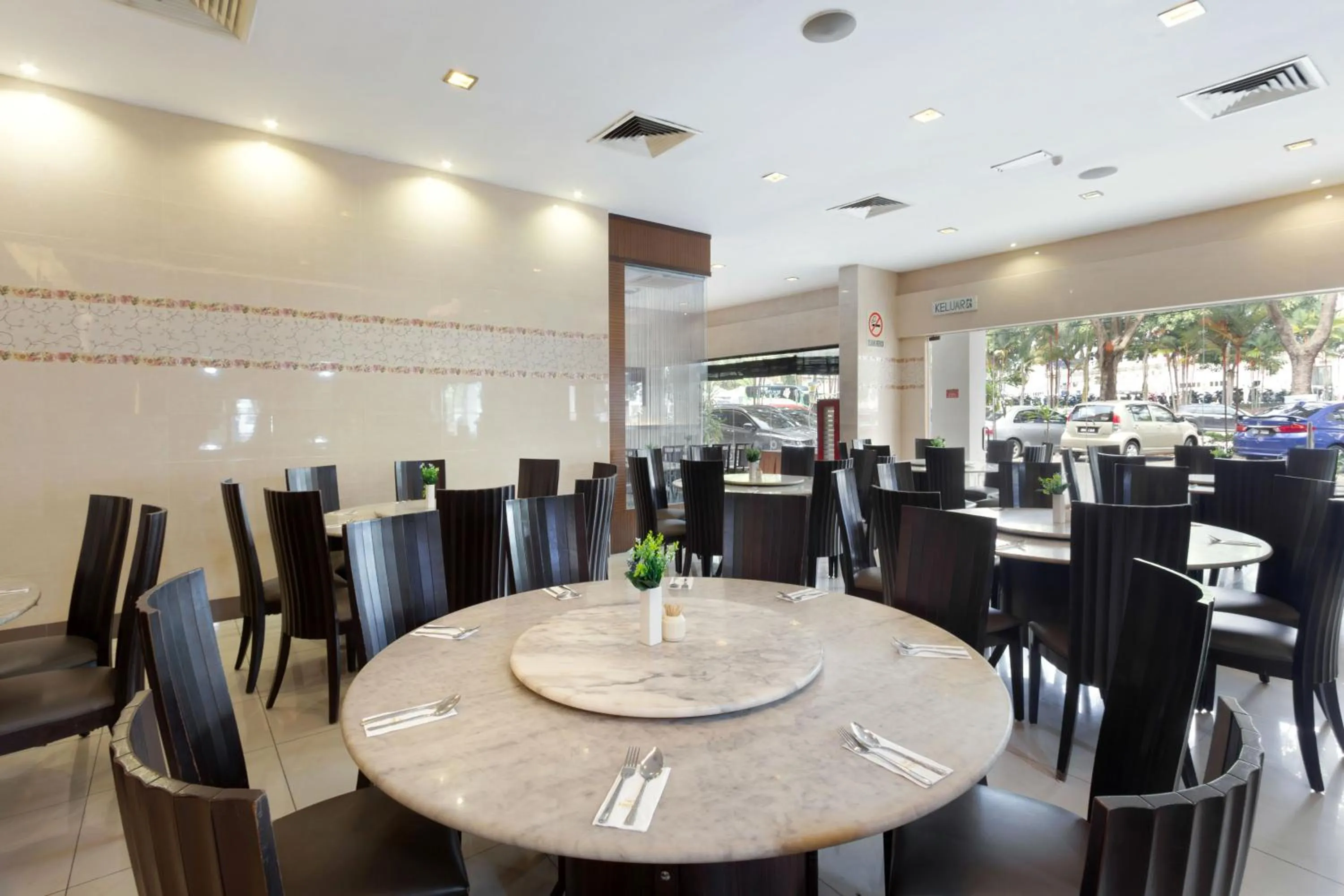 Restaurant/places to eat in Kings Hotel Melaka