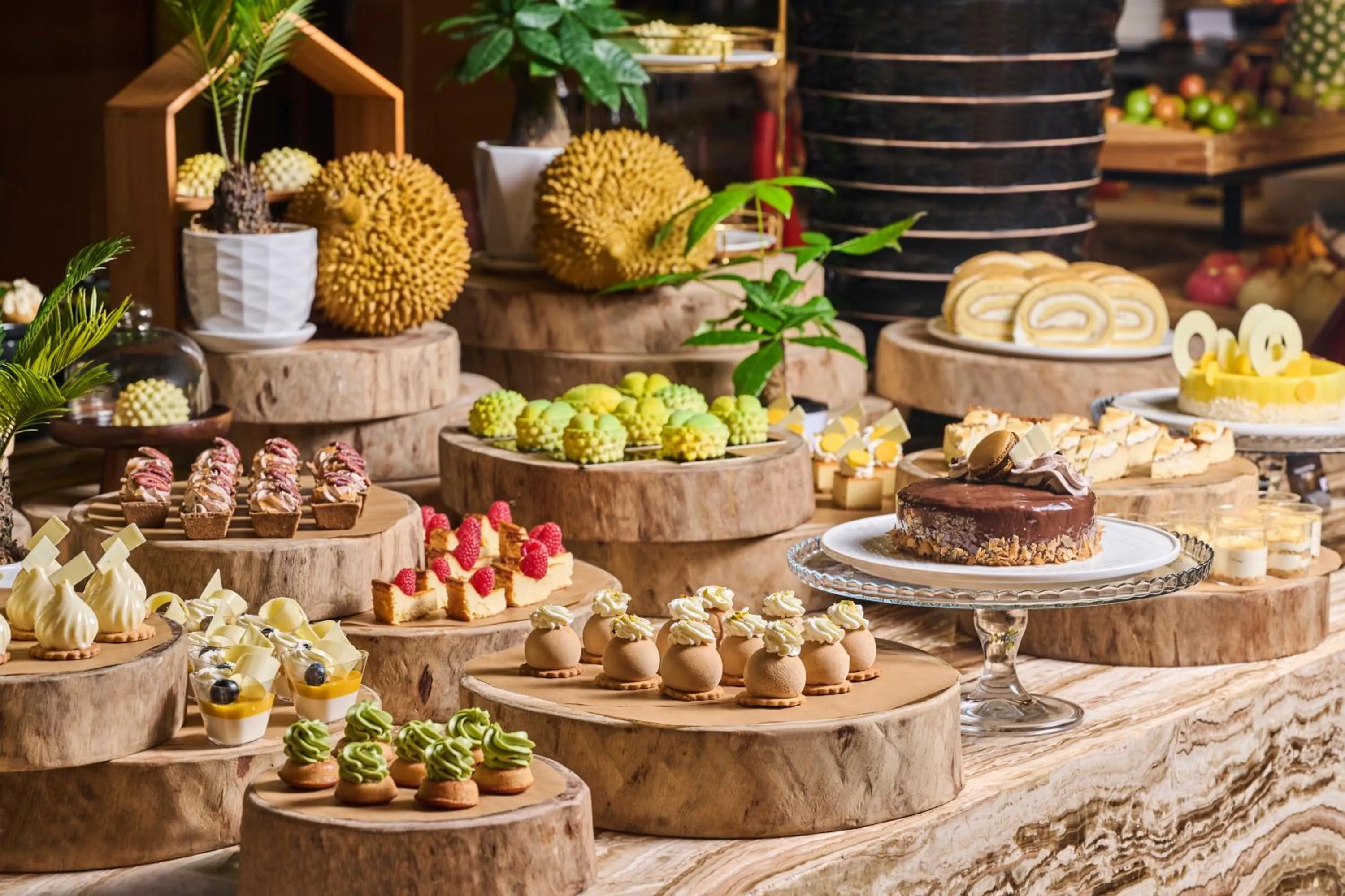 Restaurant/places to eat in JW Marriott Hotel Shenzhen