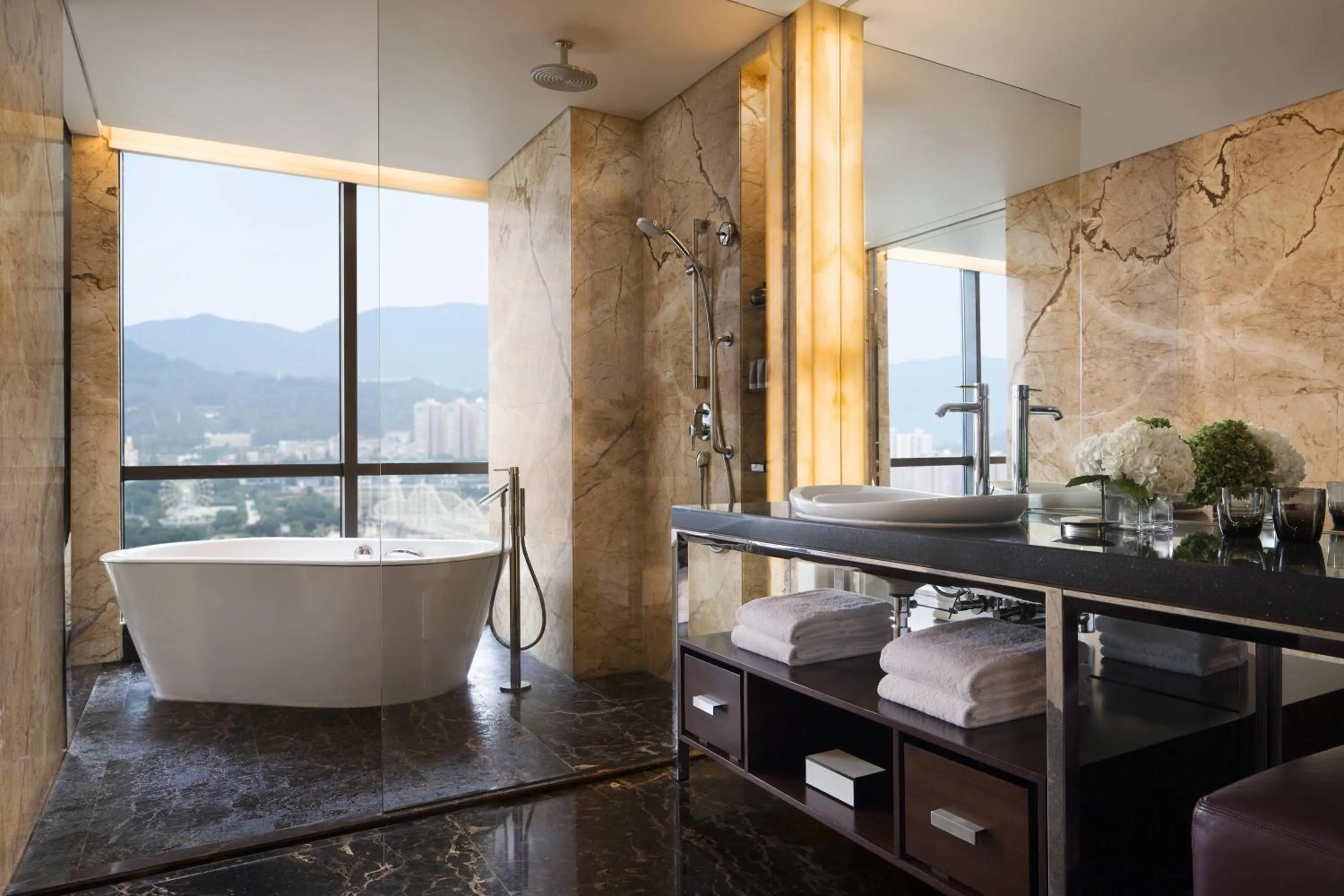Bathroom in JW Marriott Hotel Shenzhen