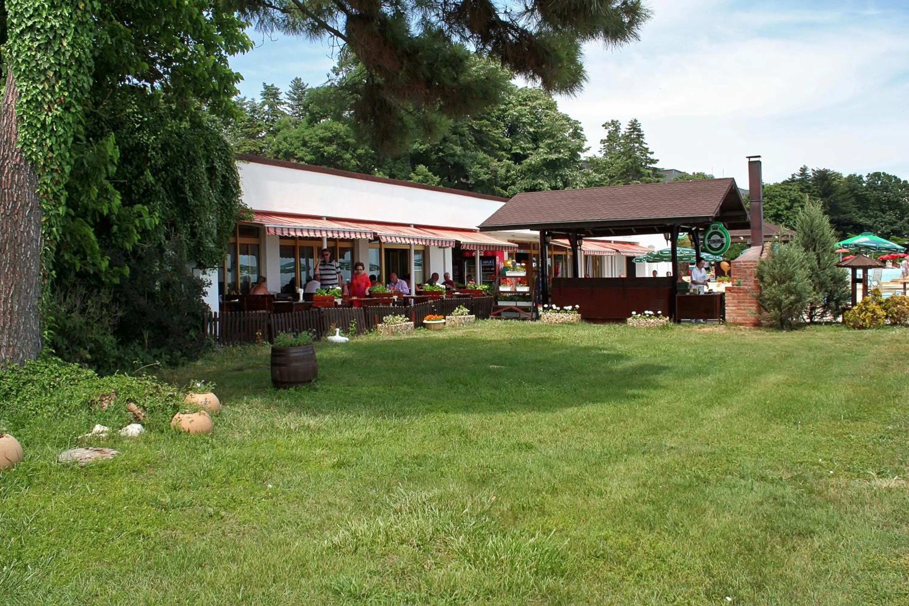 Garden in HVD Lotos Hotel