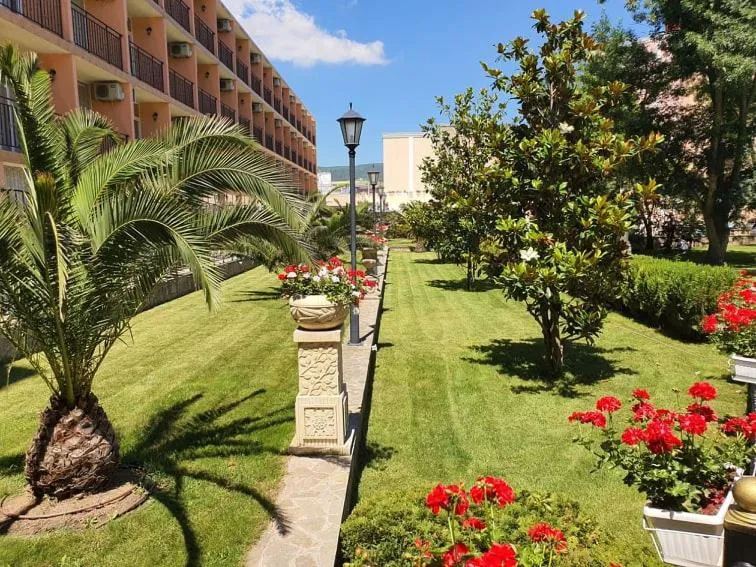Garden in Hotel Riva Park - All Inclusive