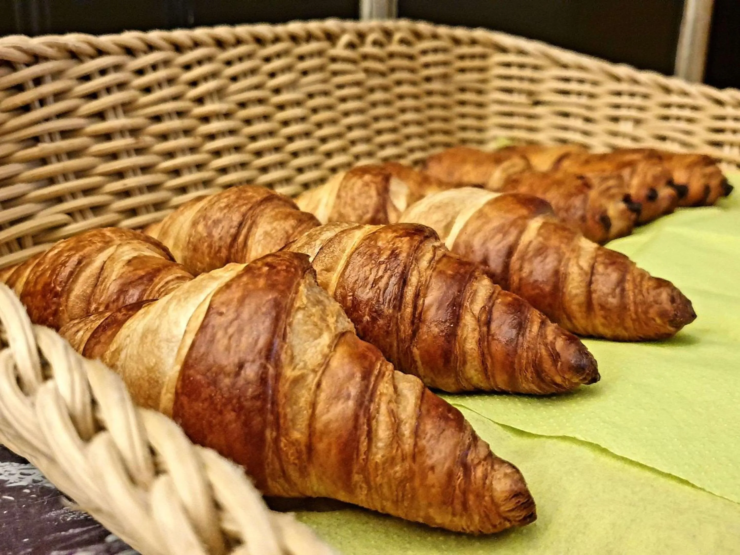 Restaurant/places to eat in Brit Hotel Confort Auclair