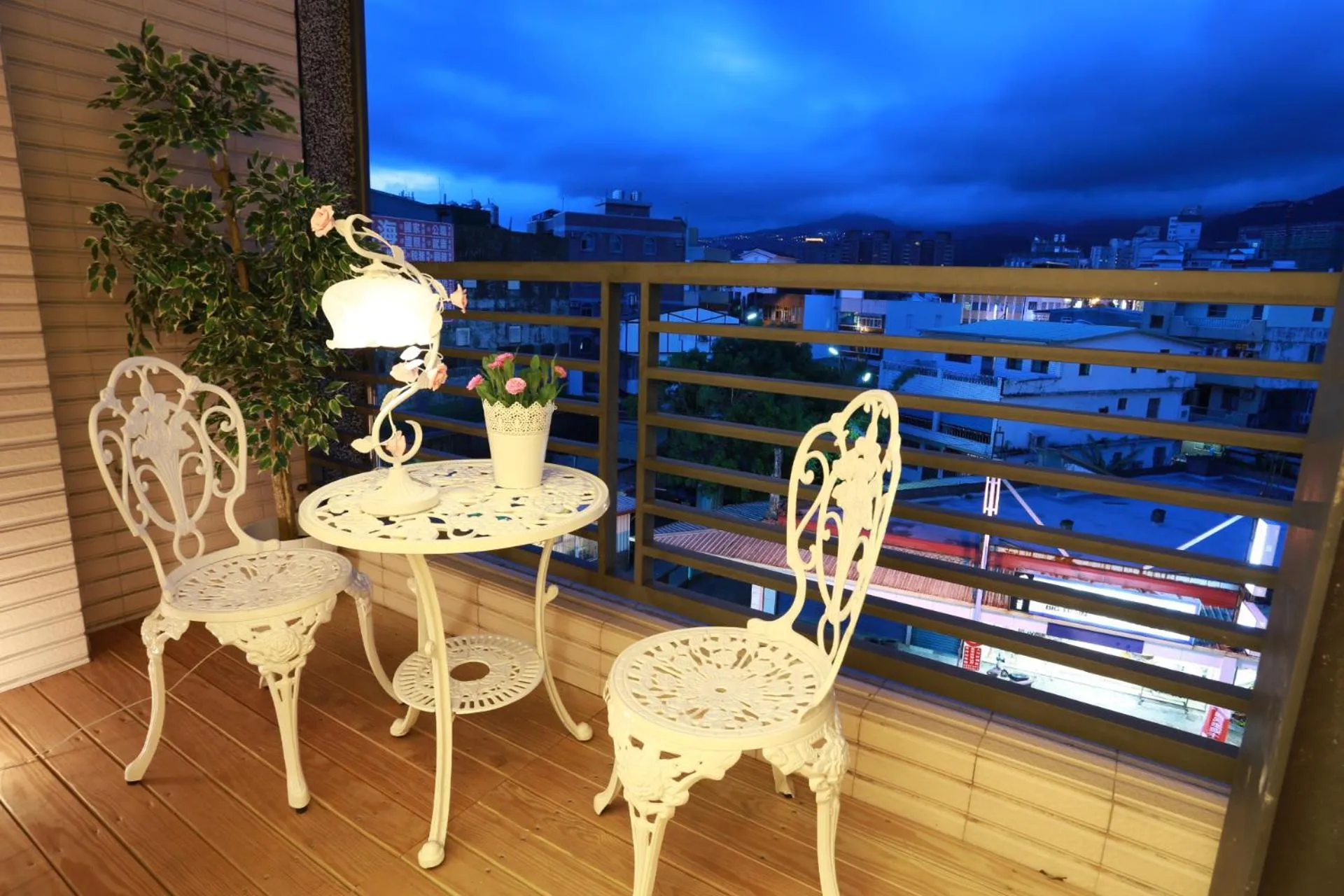 Balcony/Terrace in C'est Bon