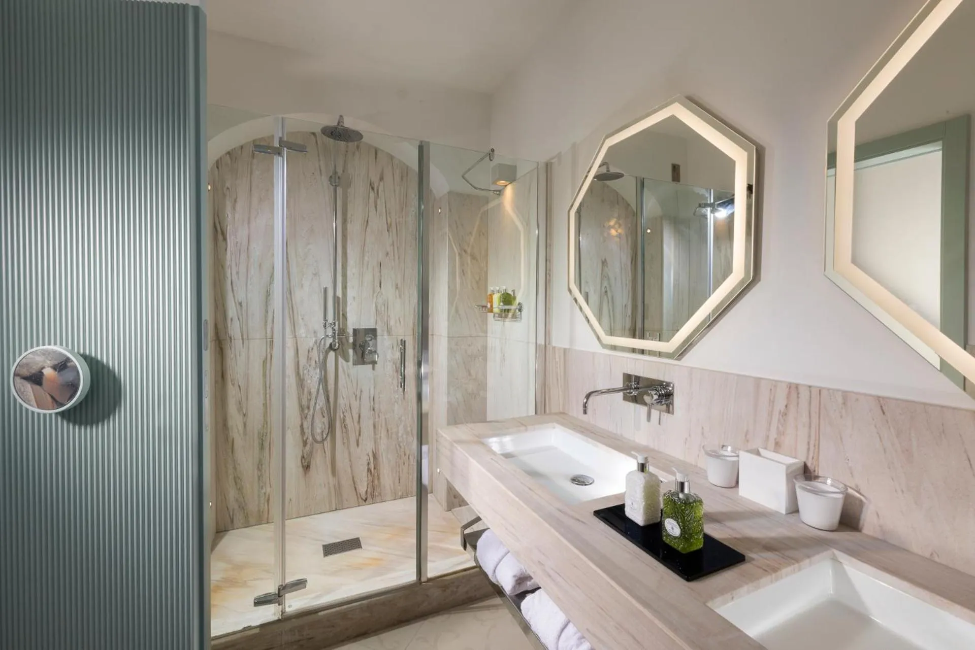 Bathroom in Hotel Punta Tragara