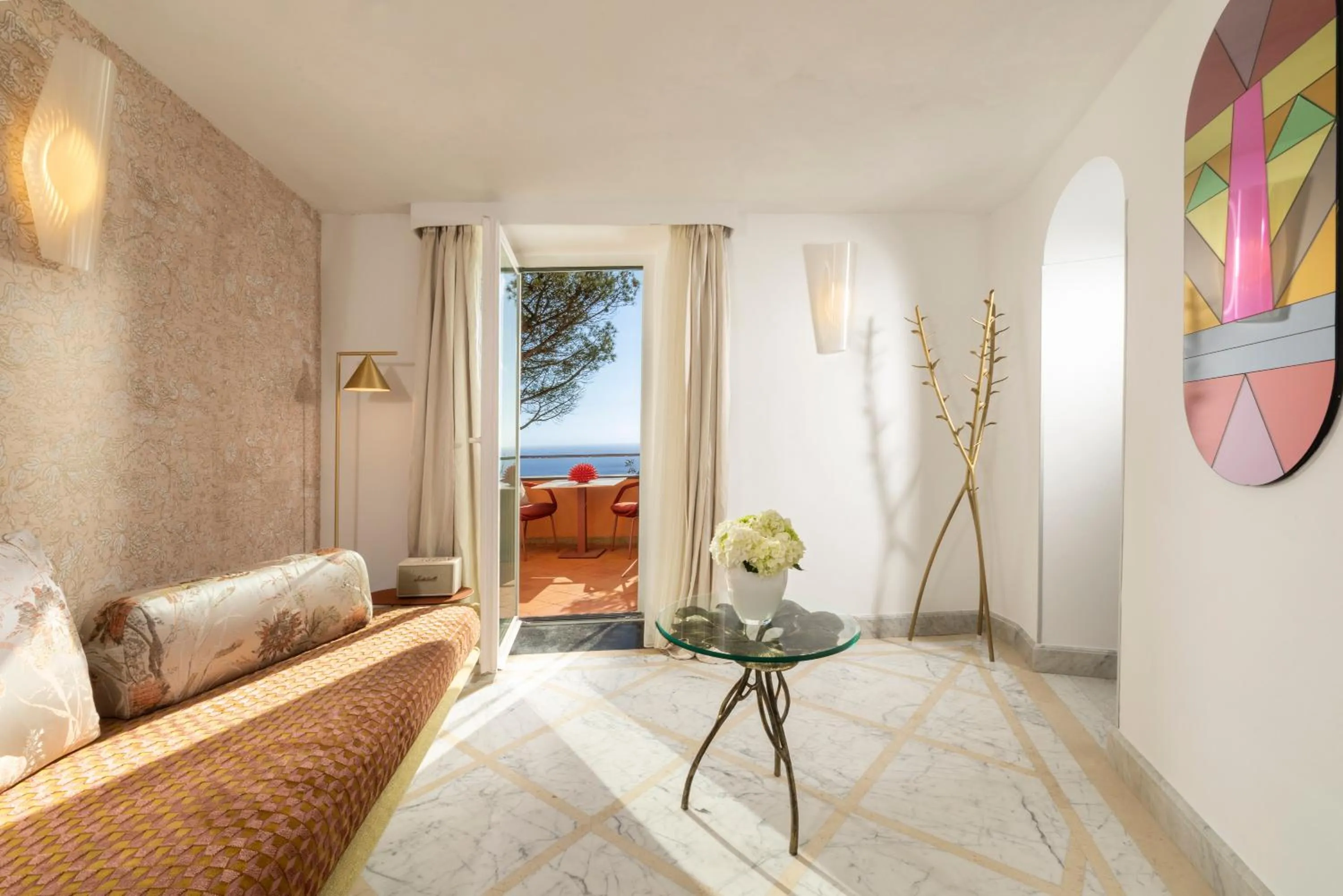 Balcony/Terrace, Bed in Hotel Punta Tragara