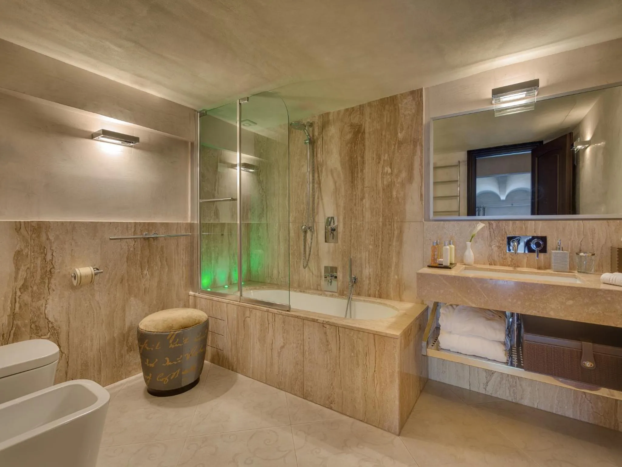 Bathroom in Hotel Punta Tragara