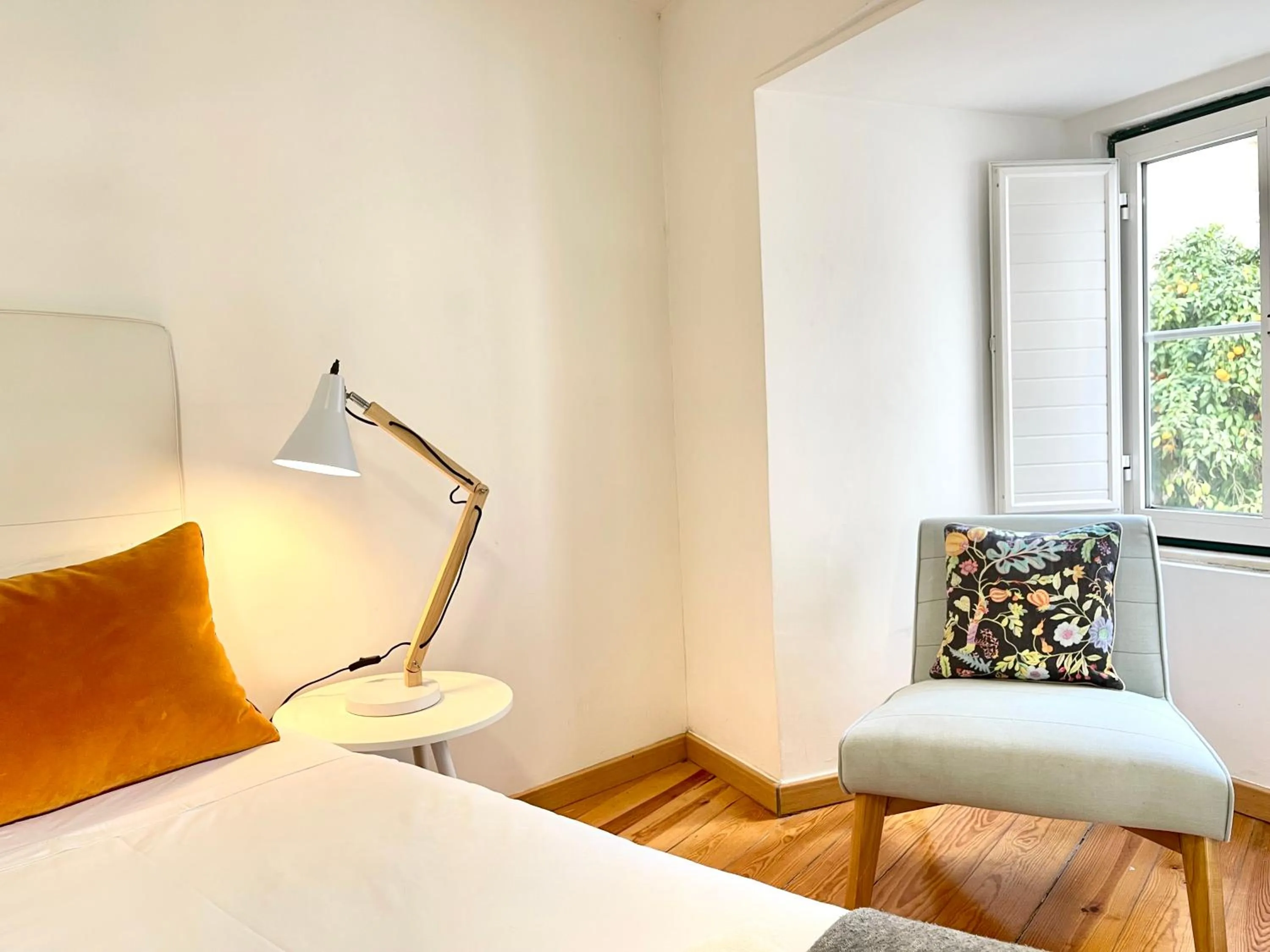 Seating area, Bed in Apartments Center Alfama