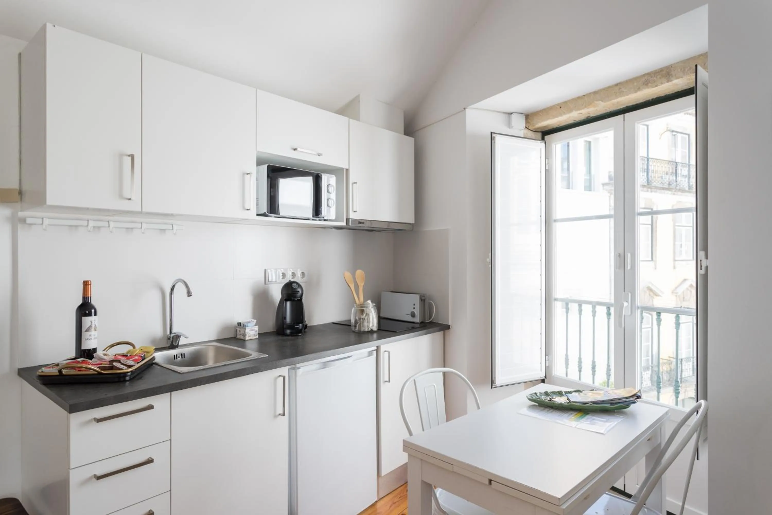 kitchen in Apartments Center Alfama